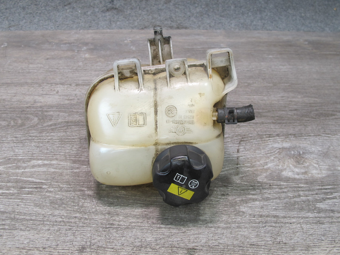 11-15 Mini Cooper R60 R61 Engine Coolant Expansion Overflow Reservoir Tank OEM