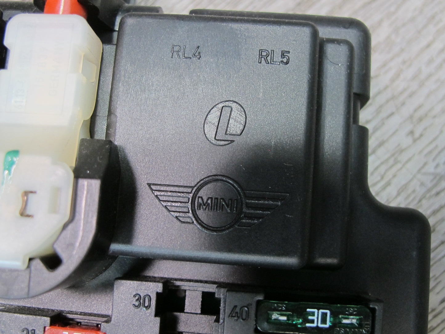 13-15 Mini Cooper R60 Countryman Speg High Fuse Relay Box Module 9813622 OEM