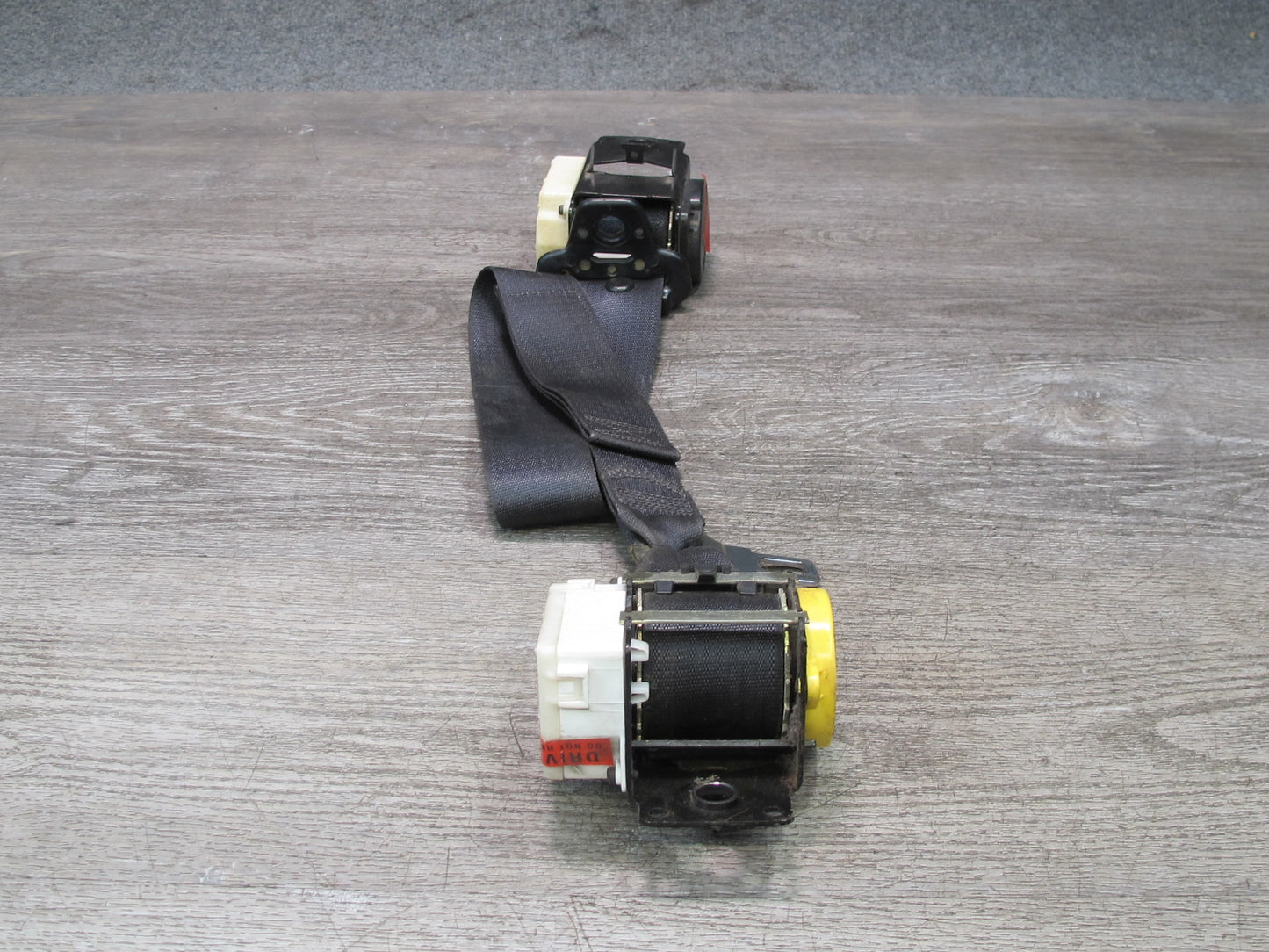 97-04 CHEVROLET CORVETTE C5 FRONT RIGHT & LEFT SIDE SEATBELT RETRACTOR SET OEM