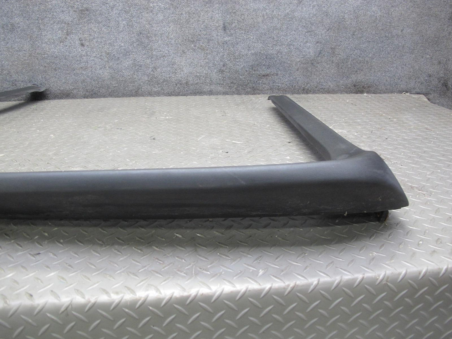 86-89 Volkswagen Scirocco MK2 16V Rear Trunk Lid Tailgate Spoiler 533827933 OEM
