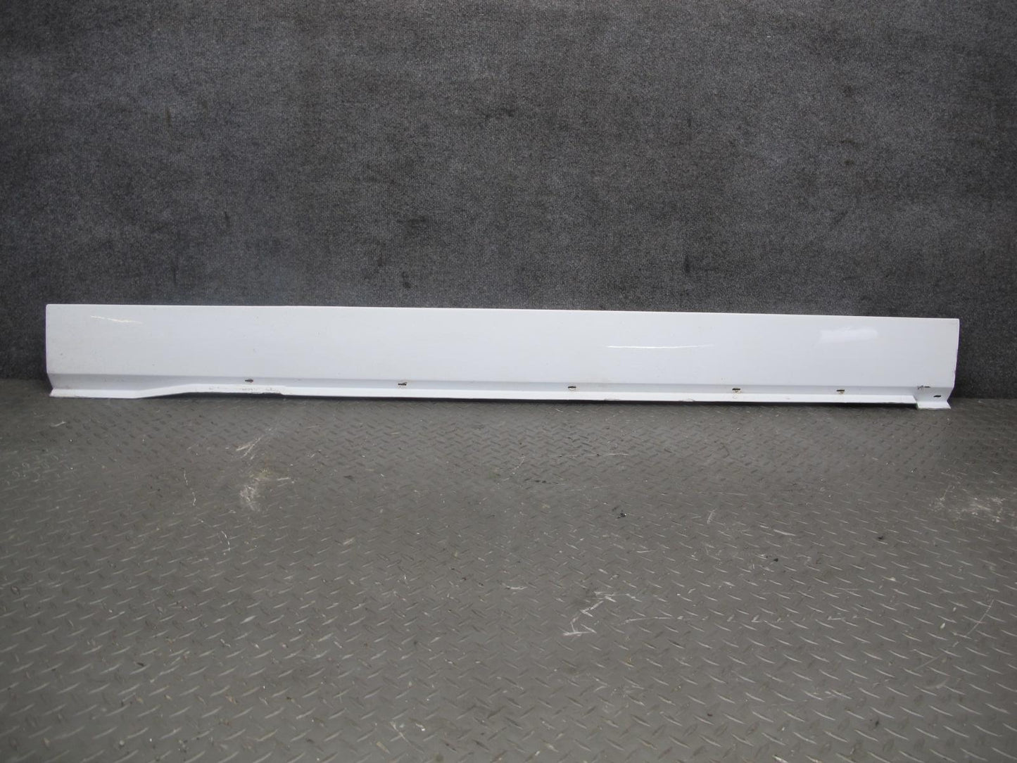 84-96 Chevrolet Corvette C4 Left & Right Side Skirt Rocker Panel Molding Set OEM