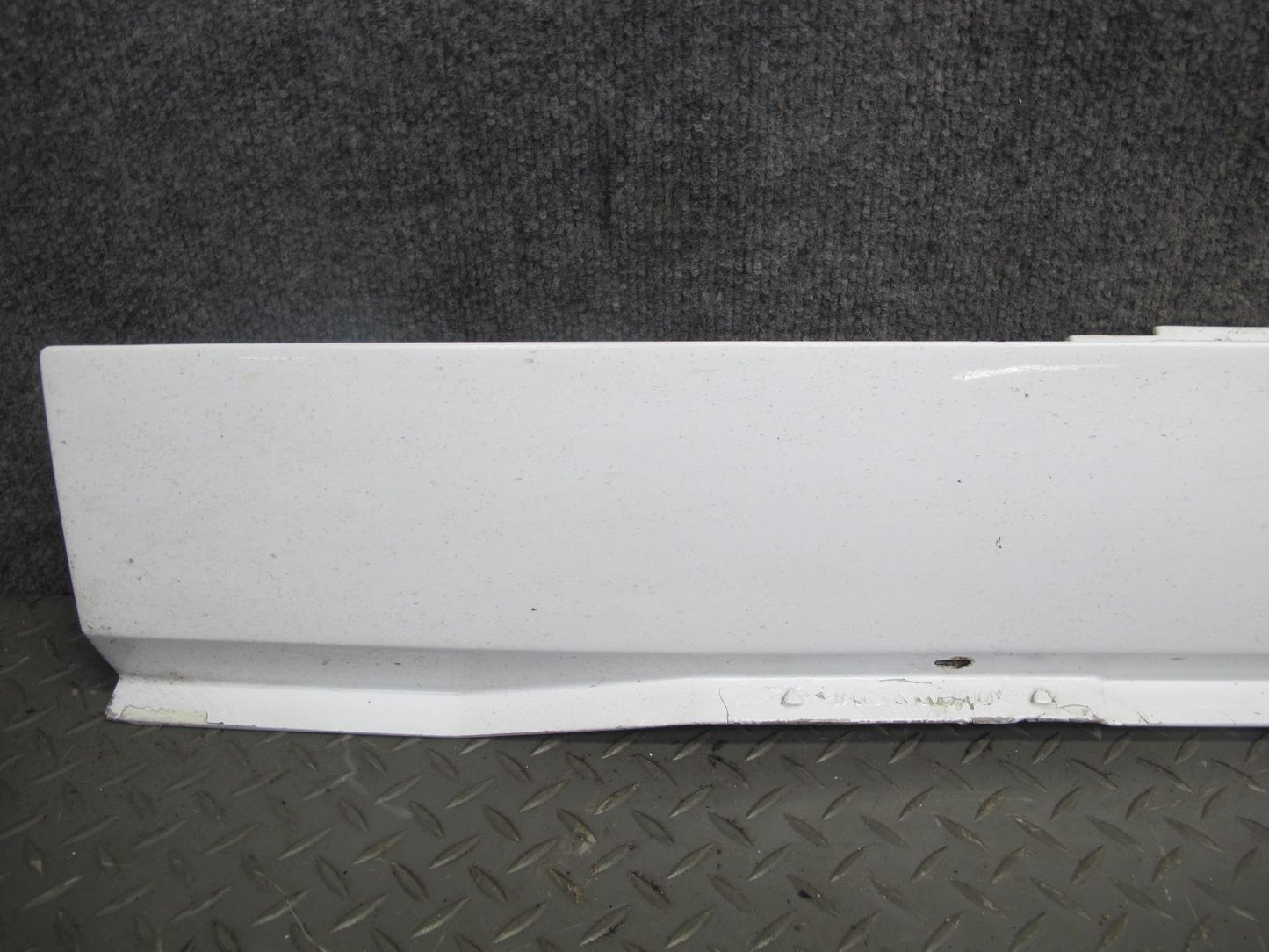 84-96 Chevrolet Corvette C4 Left & Right Side Skirt Rocker Panel Molding Set OEM