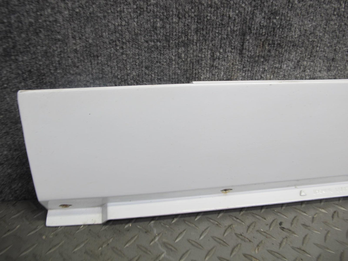 84-96 Chevrolet Corvette C4 Left & Right Side Skirt Rocker Panel Molding Set OEM