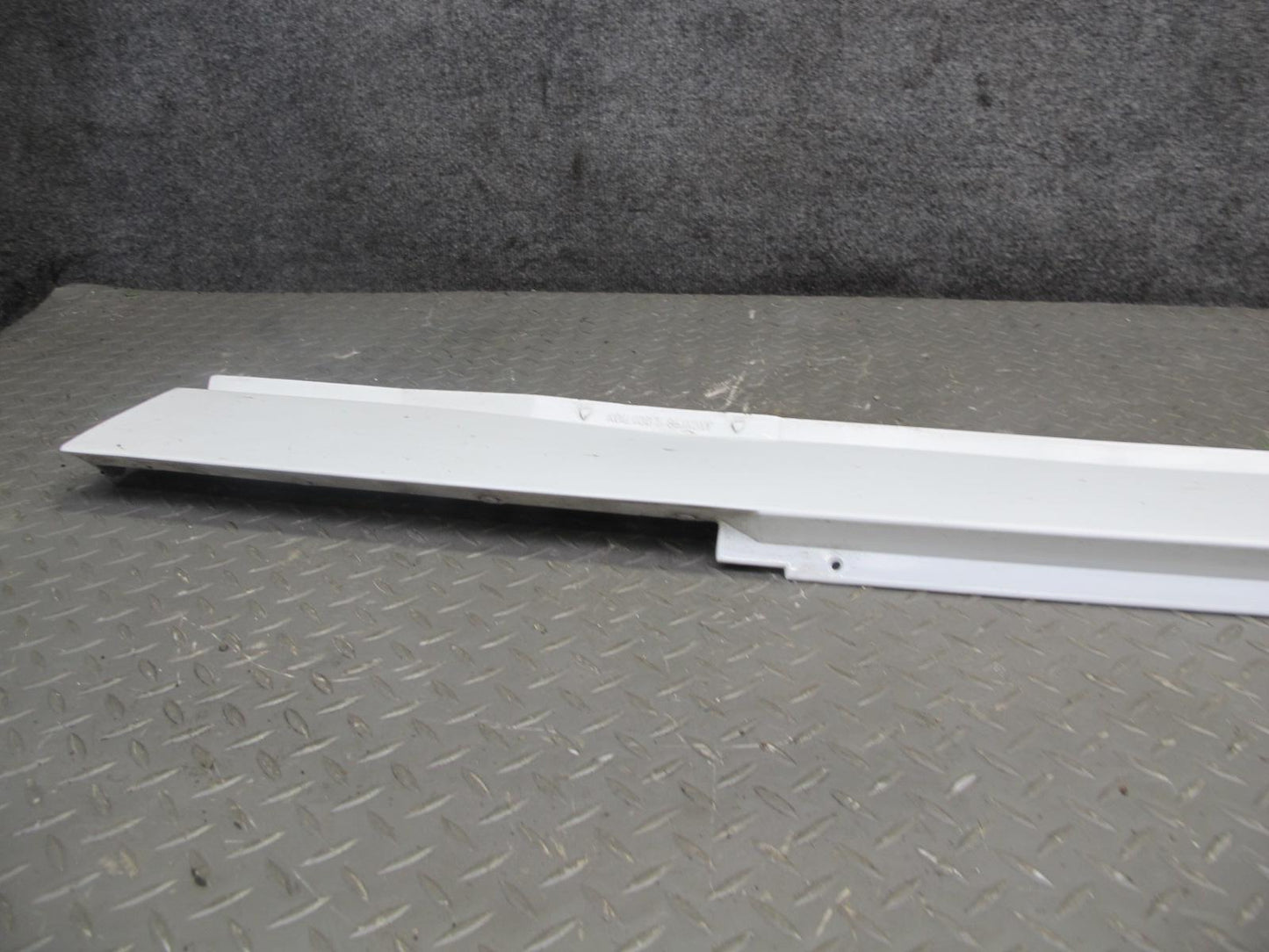84-96 Chevrolet Corvette C4 Left & Right Side Skirt Rocker Panel Molding Set OEM