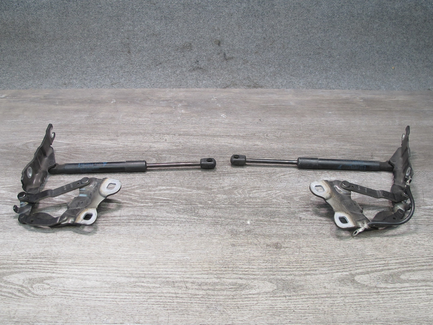 11-15 Mini Cooper R60 R61 Countryman Set of 2 Front Hood Hinge Support OEM