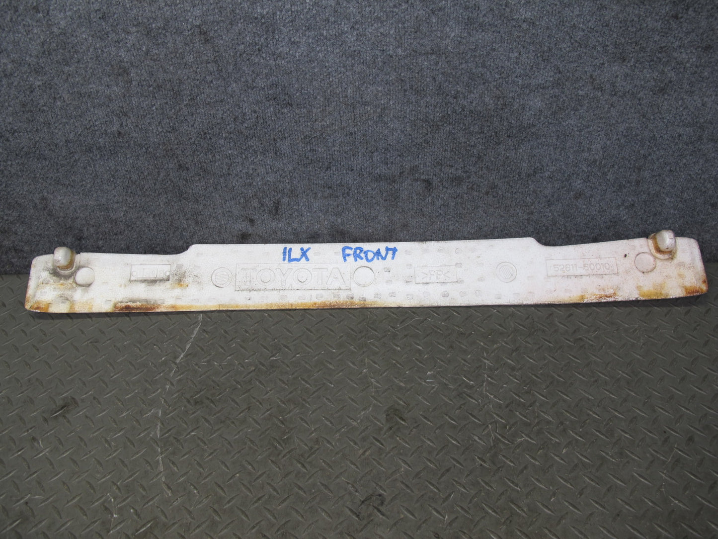1998-2002 Lexus J100 LX470 Front Bumper Reinforcement Impact Absorber Foam