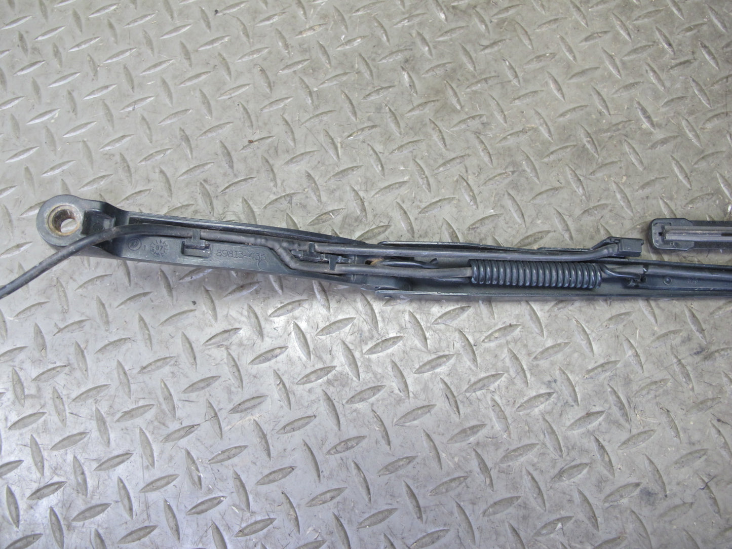 97-04 Chevrolet Corvette C5 Set of 2 Left Right Windshield Wiper Arm w Blade OEM