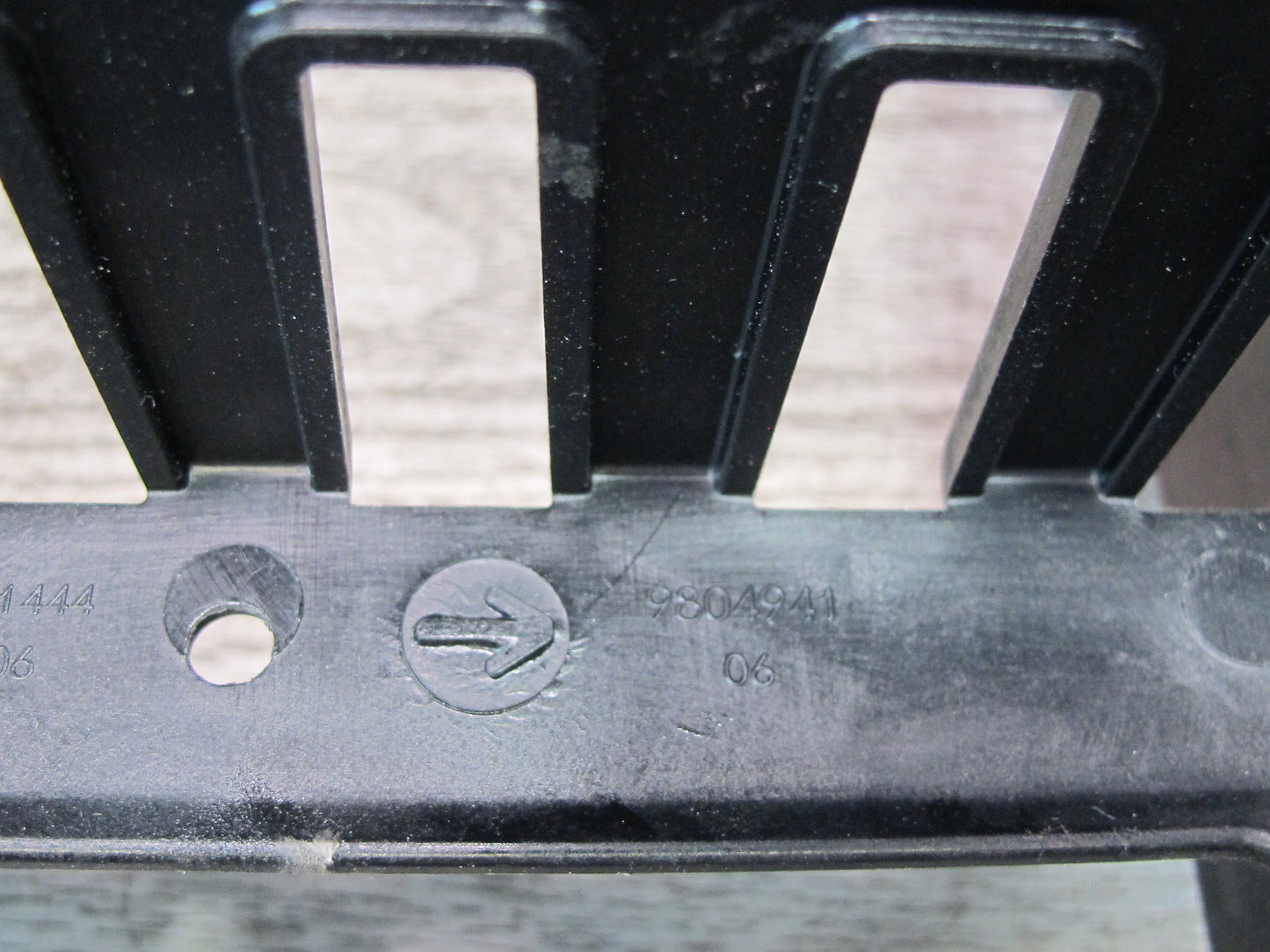 11-15 Mini Cooper R60 R61 Dash Center Console Mount Bracket Support 9801444 OEM