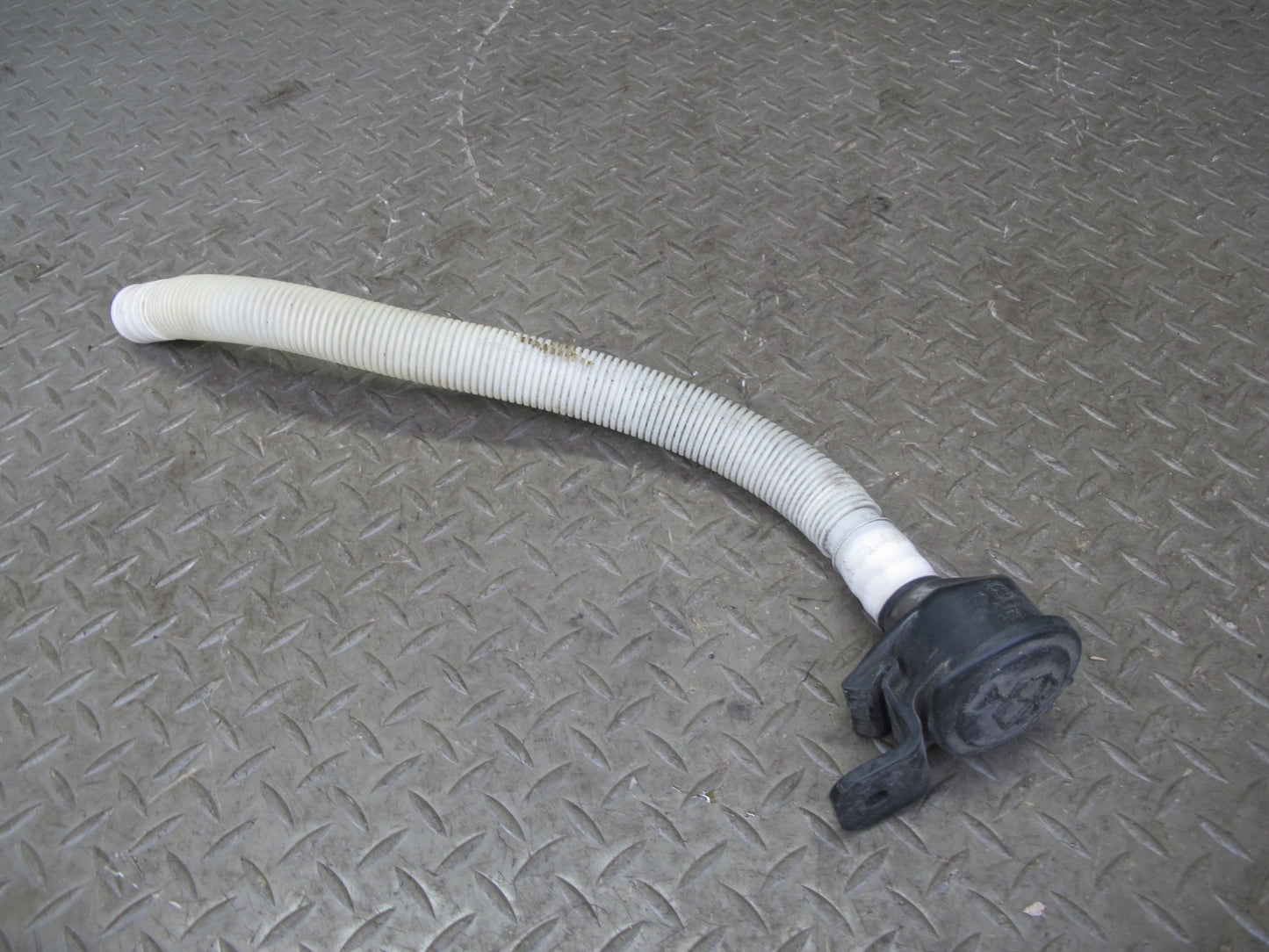 11-15 Mini Cooper R60 R61 Countryman Windshield Washer Reservoir w Pump OEM