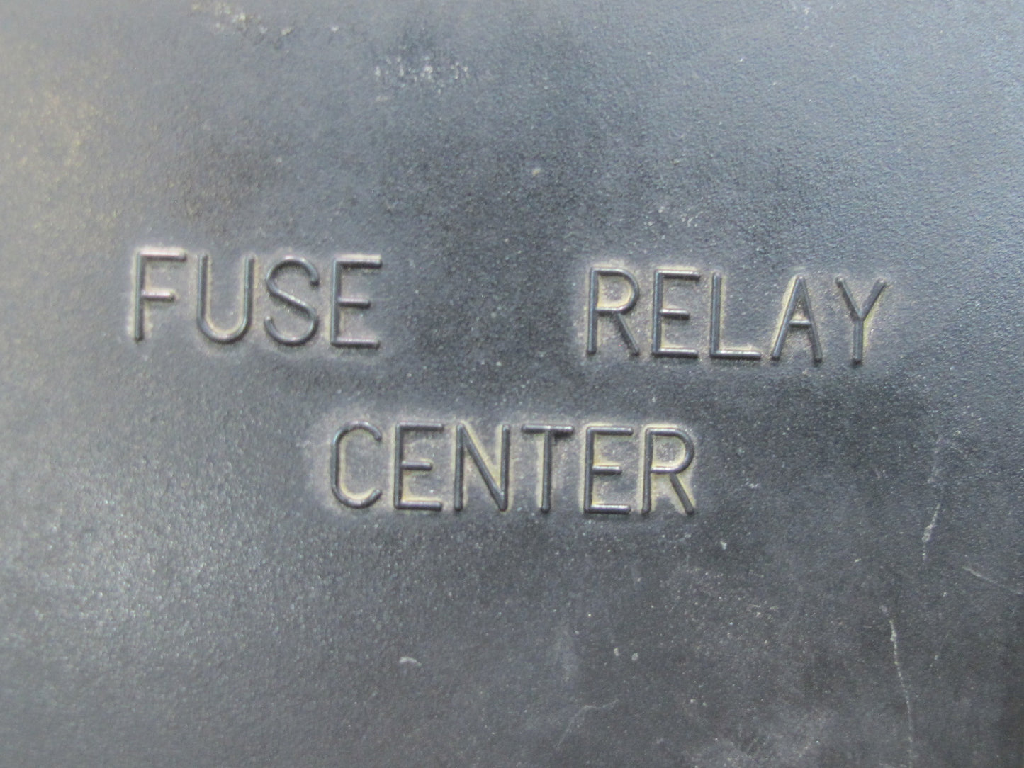 97-98 Chevrolet Corvette C5 Under Hood Engine Relay Fuse Box 12161017 OEM
