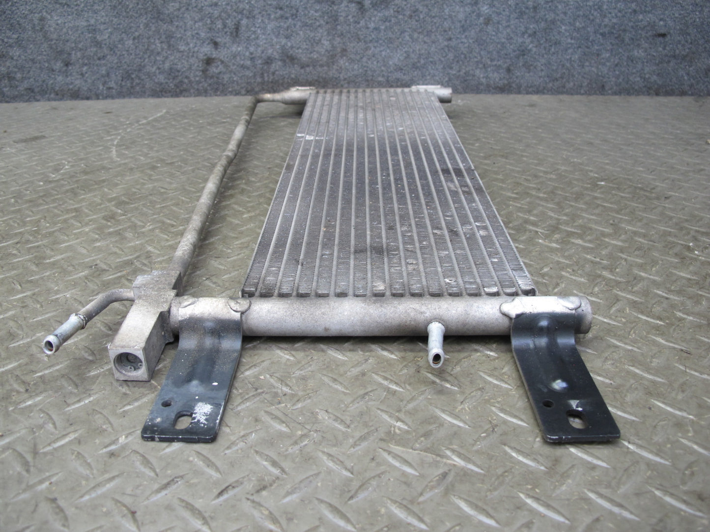 2011-2017 Infiniti QX56 QX80 5.6L Auto Transmission Oil Cooler Radiator