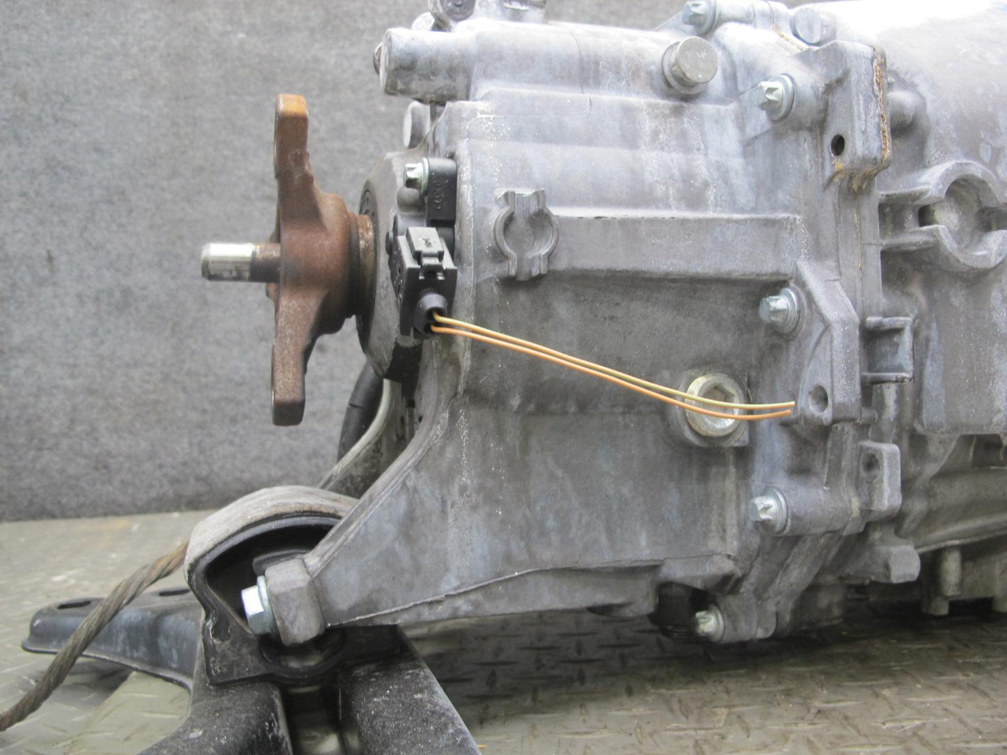 05-06 Mercedes R171 SLK350 716.664 M/T Manual Transmission w Shifter 118k OEM