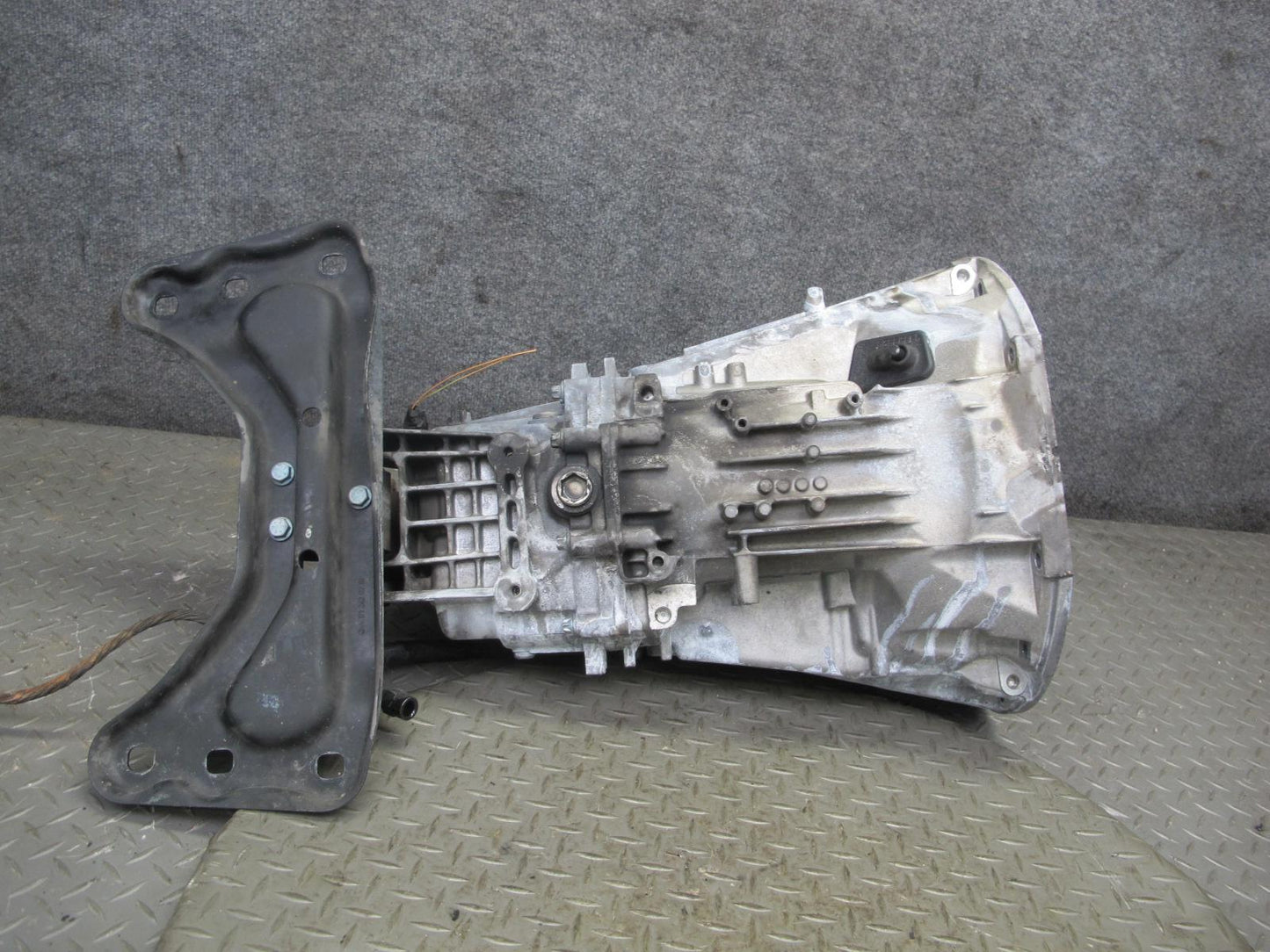 05-06 Mercedes R171 SLK350 716.664 M/T Manual Transmission w Shifter 118k OEM