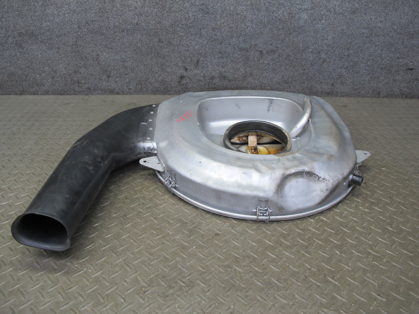 81-85 Mercedes R107 380SL Engine Air Intake Cleaner Filter Box Housing 51K OEM