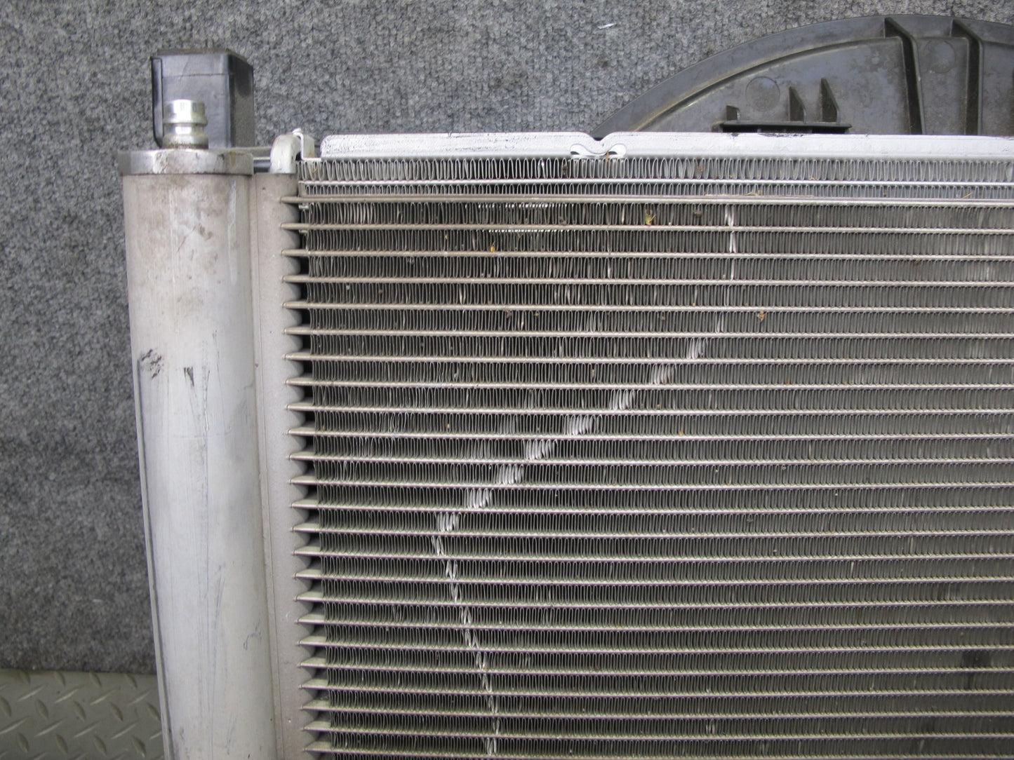 05-08 Mercedes R171 SLK350 MT Engine Cooling Fan Motor Radiator AC Condenser OEM