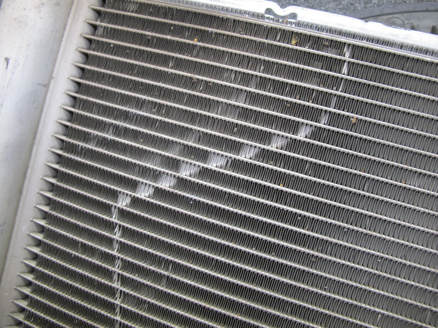 05-08 Mercedes R171 SLK350 MT Engine Cooling Fan Motor Radiator AC Condenser OEM