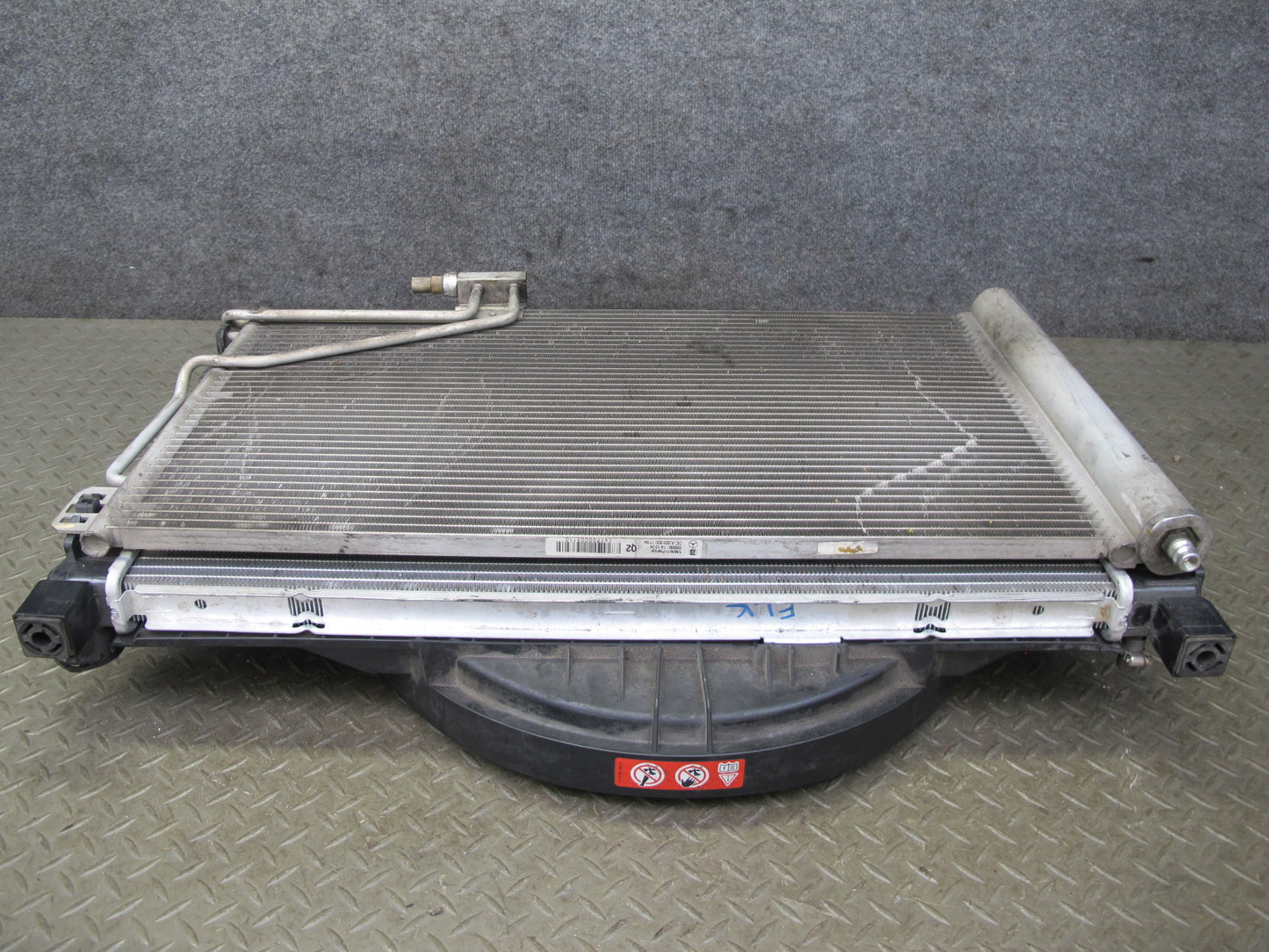 05-08 Mercedes R171 SLK350 MT Engine Cooling Fan Motor Radiator AC Condenser OEM