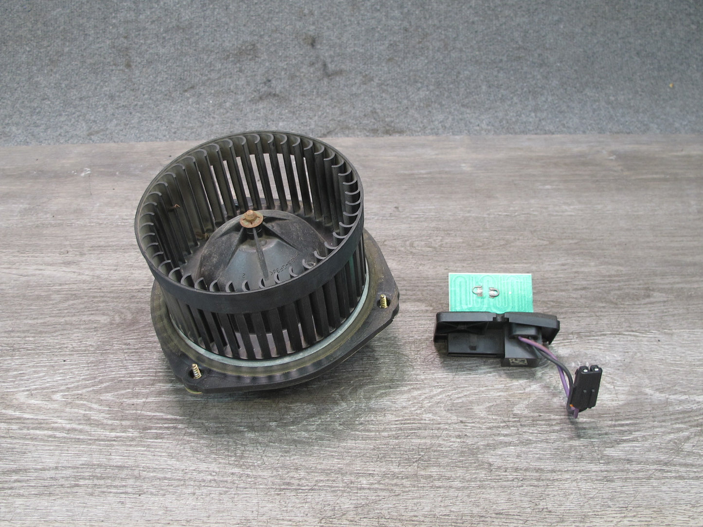 97-04 Chevrolet Corvette C5 A/C Heater Blower Motor Fan w Resistor OEM