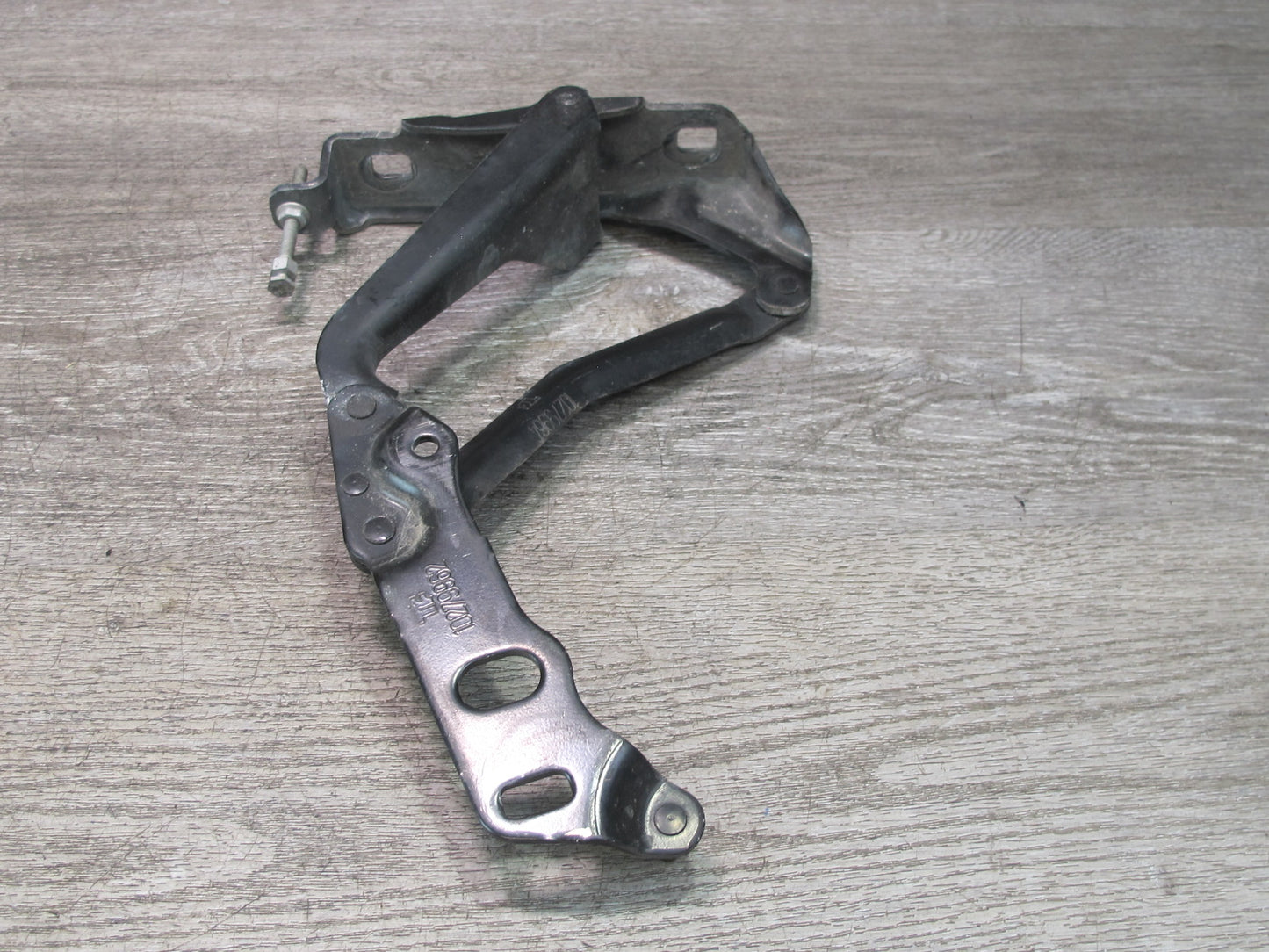97-04 Chevrolet Corvette C5 Front Left & Right Side Hood Hinge Set OEM