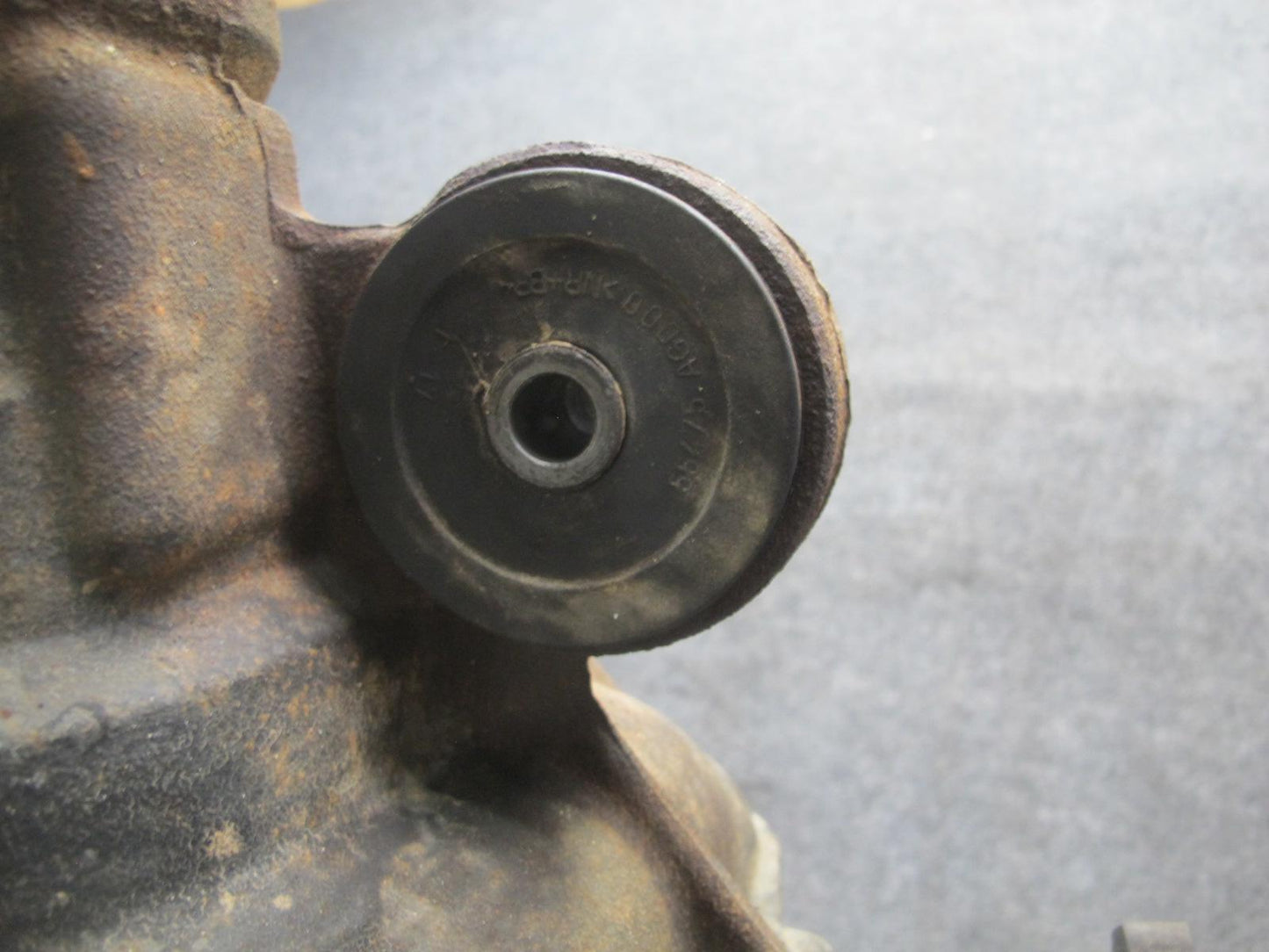 2011-2020 Infiniti QX56 QX80 5.6L RWD Rear Differential Axle Carrier 2.937 Ratio