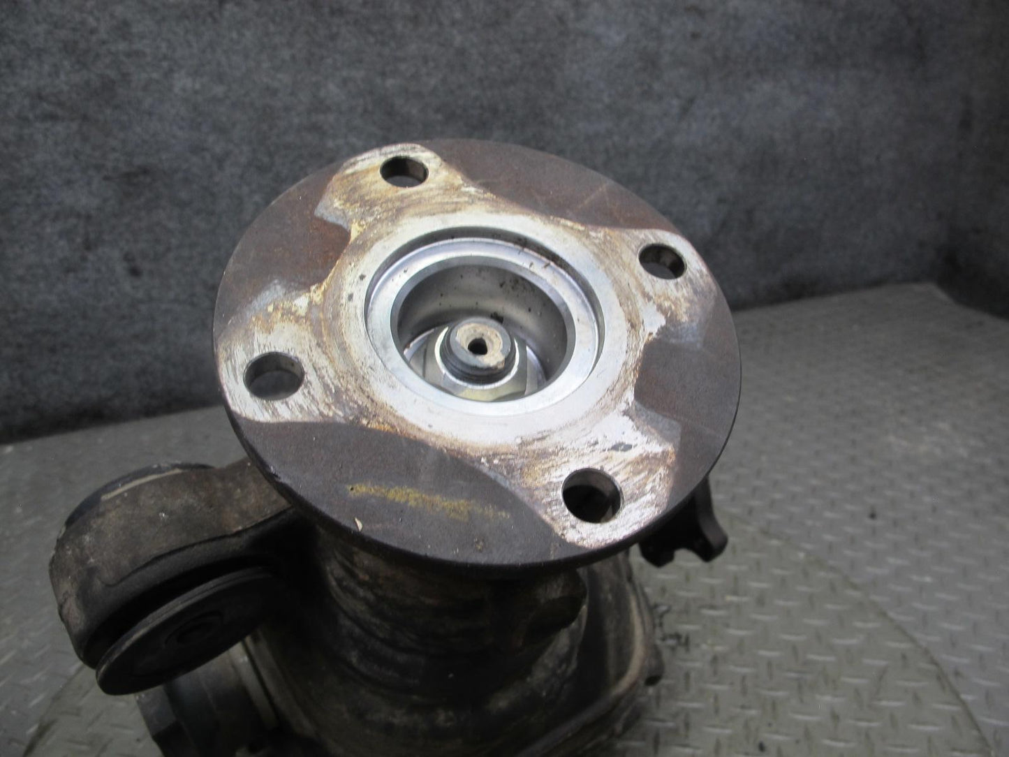 2011-2020 Infiniti QX56 QX80 5.6L RWD Rear Differential Axle Carrier 2.937 Ratio