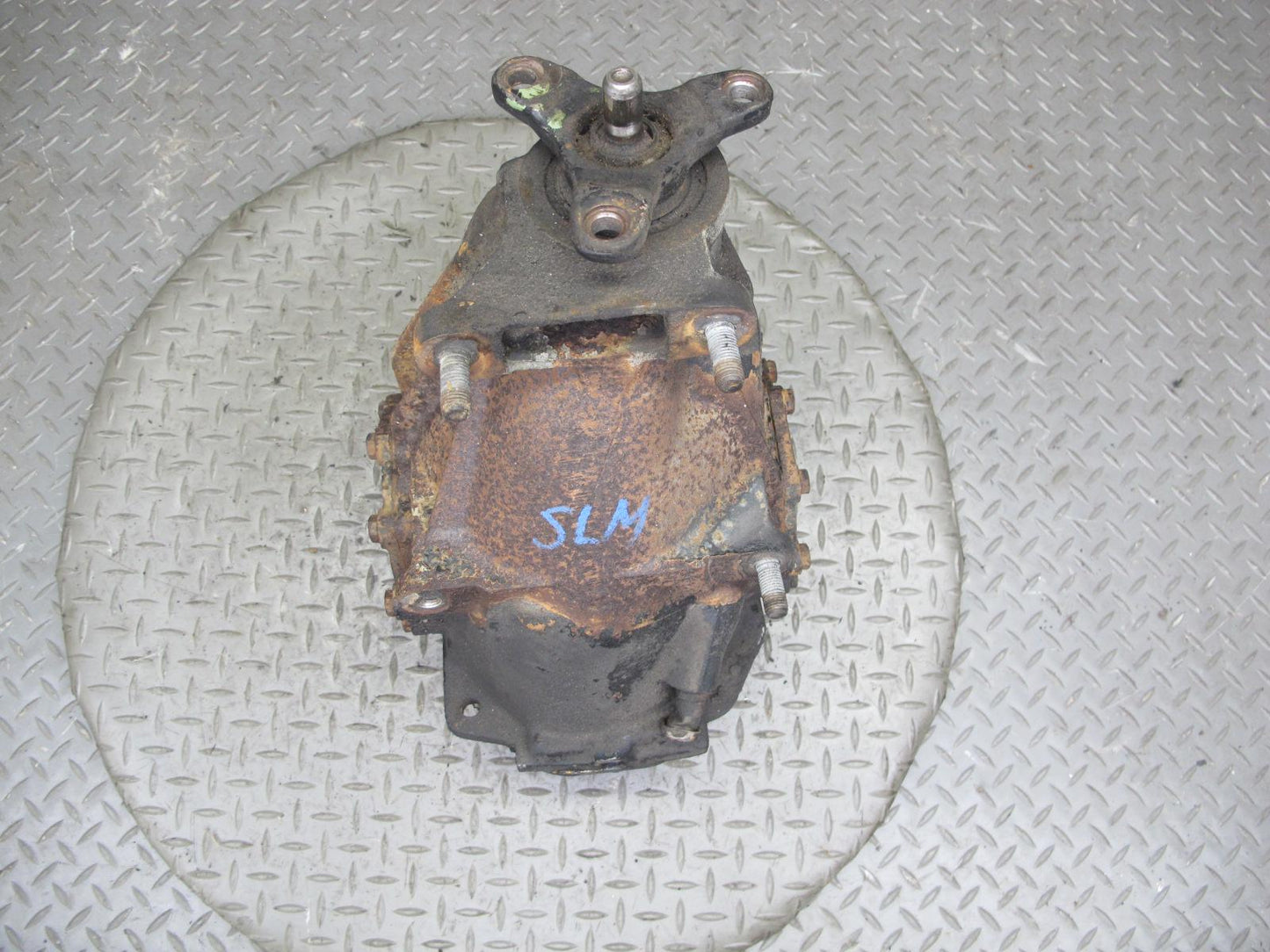 81-85 Mercedes R107 380SL Rear Differential Carrier 2.47 Ratio 51k Miles OEM