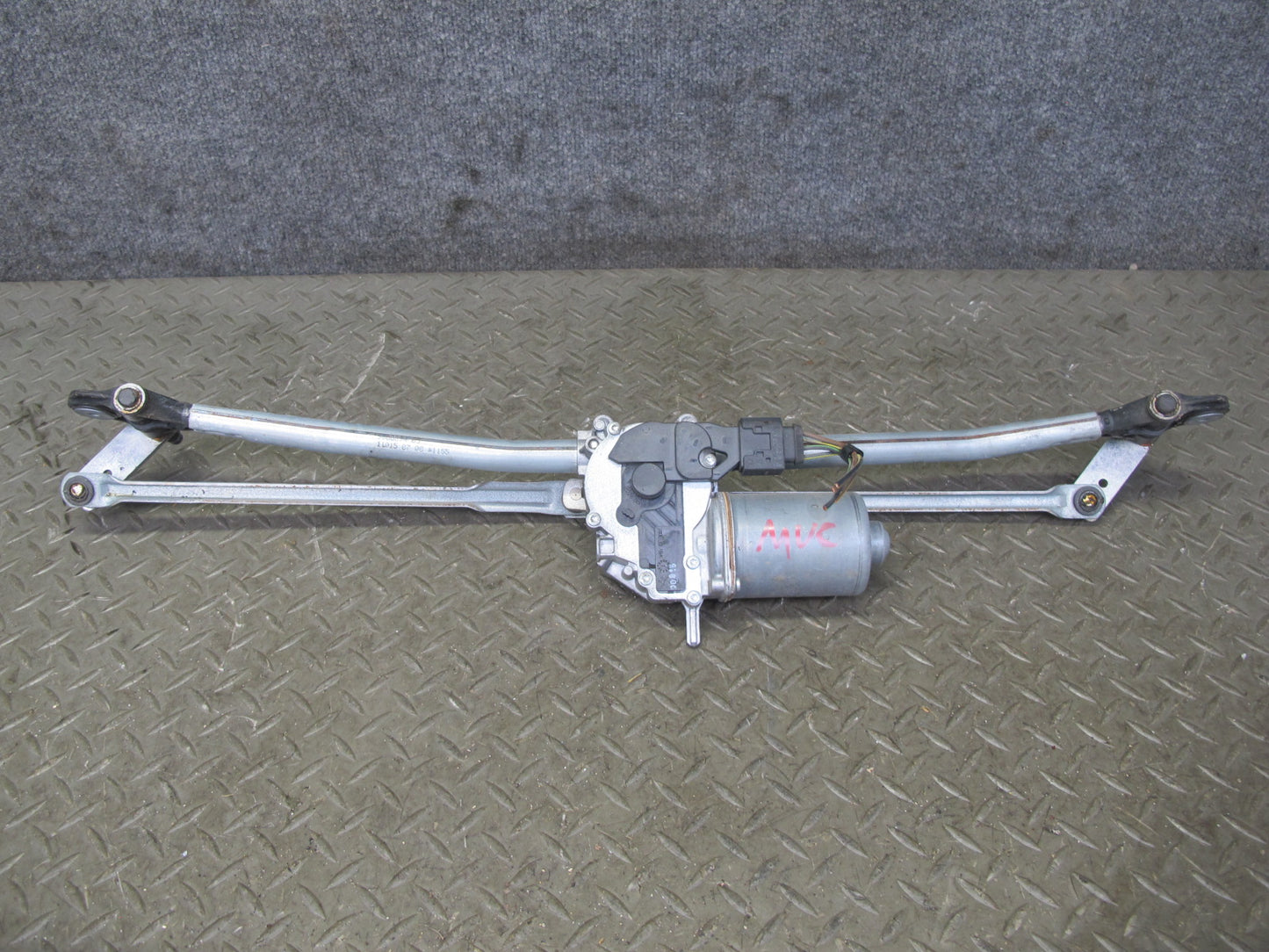 11-15 Mini Cooper R60 R61 Windshield Wiper Transmission Linkage w Motor OEM