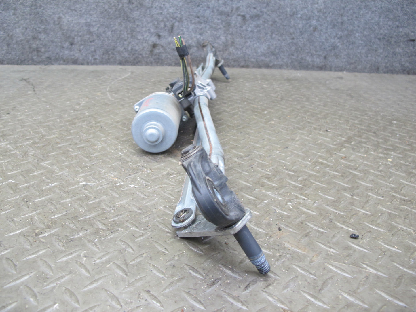 11-15 Mini Cooper R60 R61 Windshield Wiper Transmission Linkage w Motor OEM