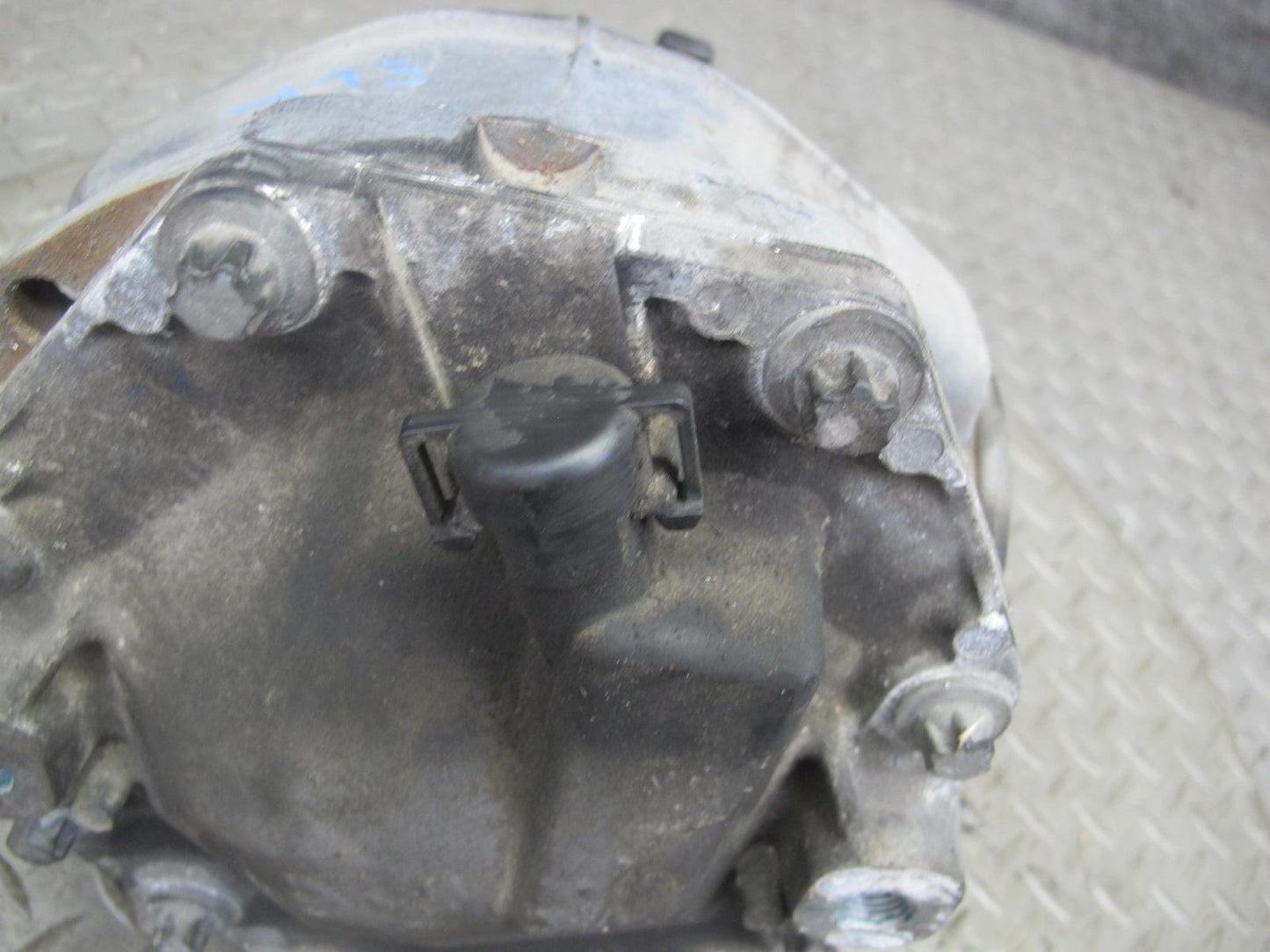 05-11 Mercedes R171 SLK350 RWD Rear Axle Differential Carrier 3.27 Ratio OEM