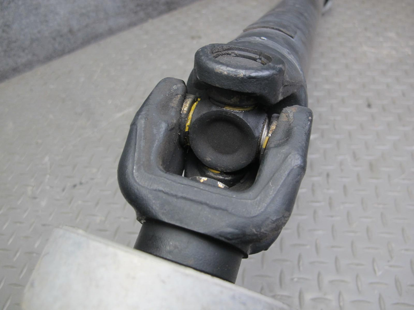 2001-2006 BMW E46 M3 M/T Rear Drive Shaft Driveshaft 2229240