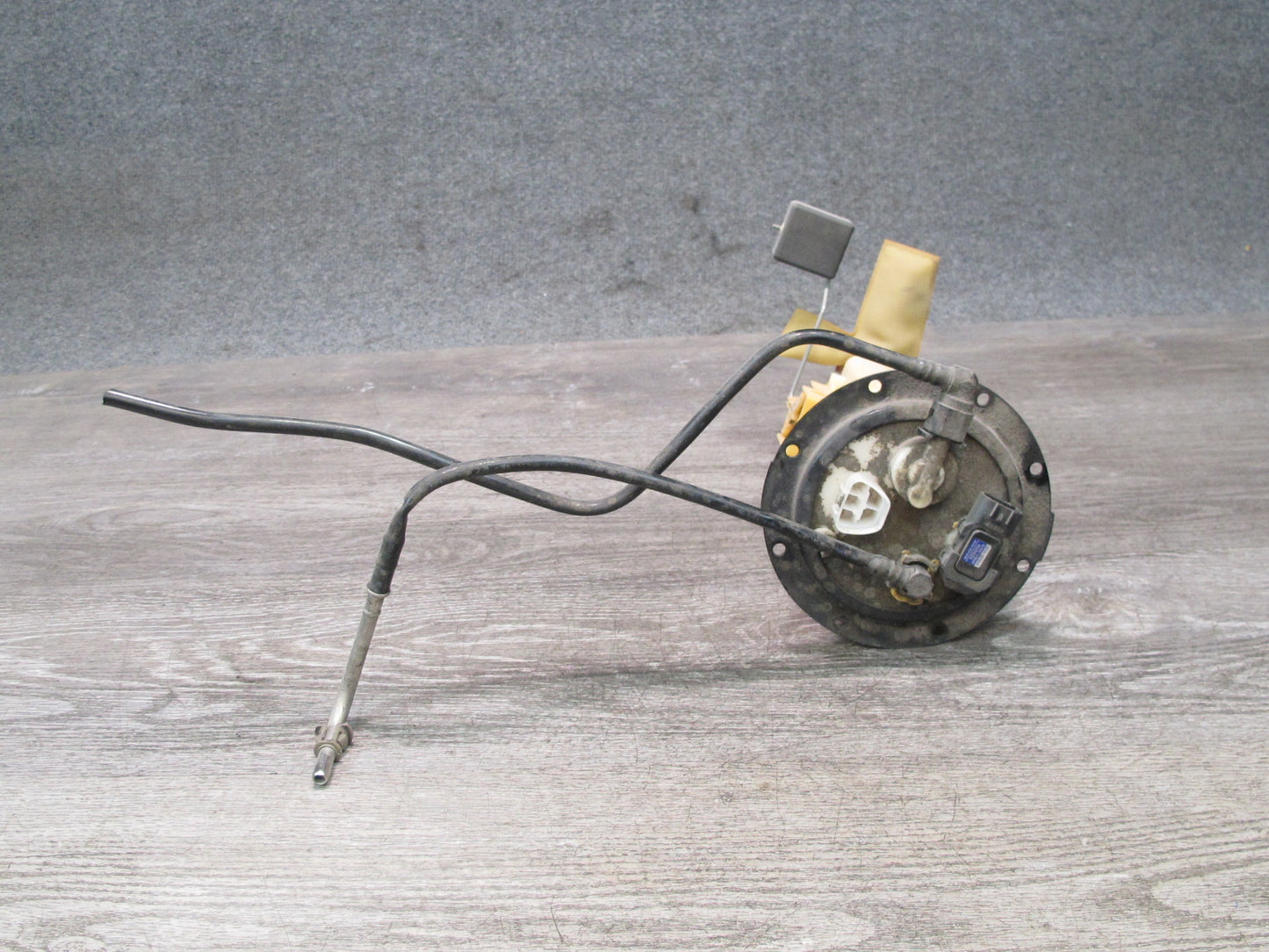 00-05 Toyota MR2 Spyder ZZW30L 1ZZFE Fuel Pump Level Sensor Assembly 50K OEM