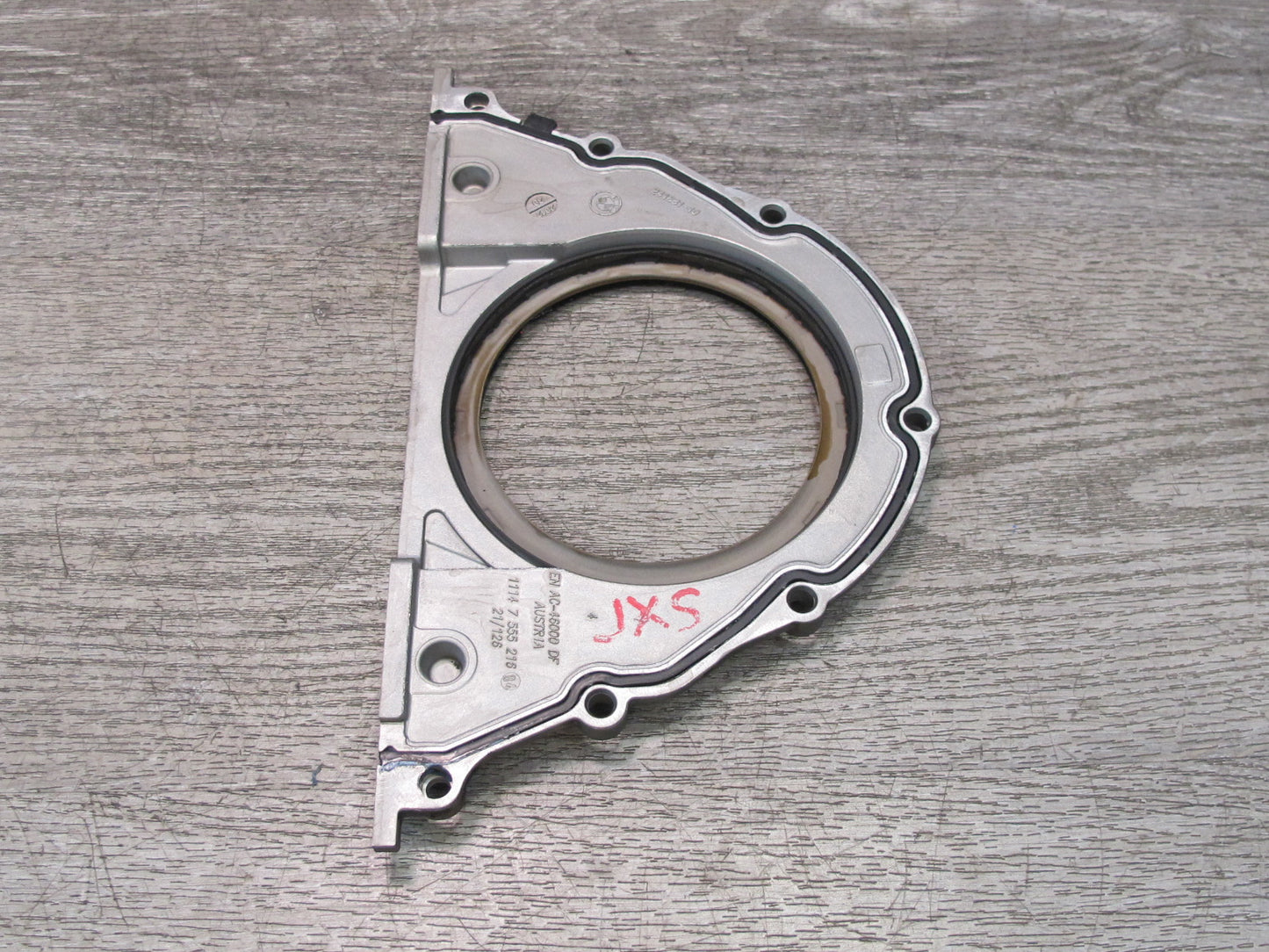 2010-2014 BMW E71 X6M S63 Engine Rear Crankshaft Cover Seal 7555216