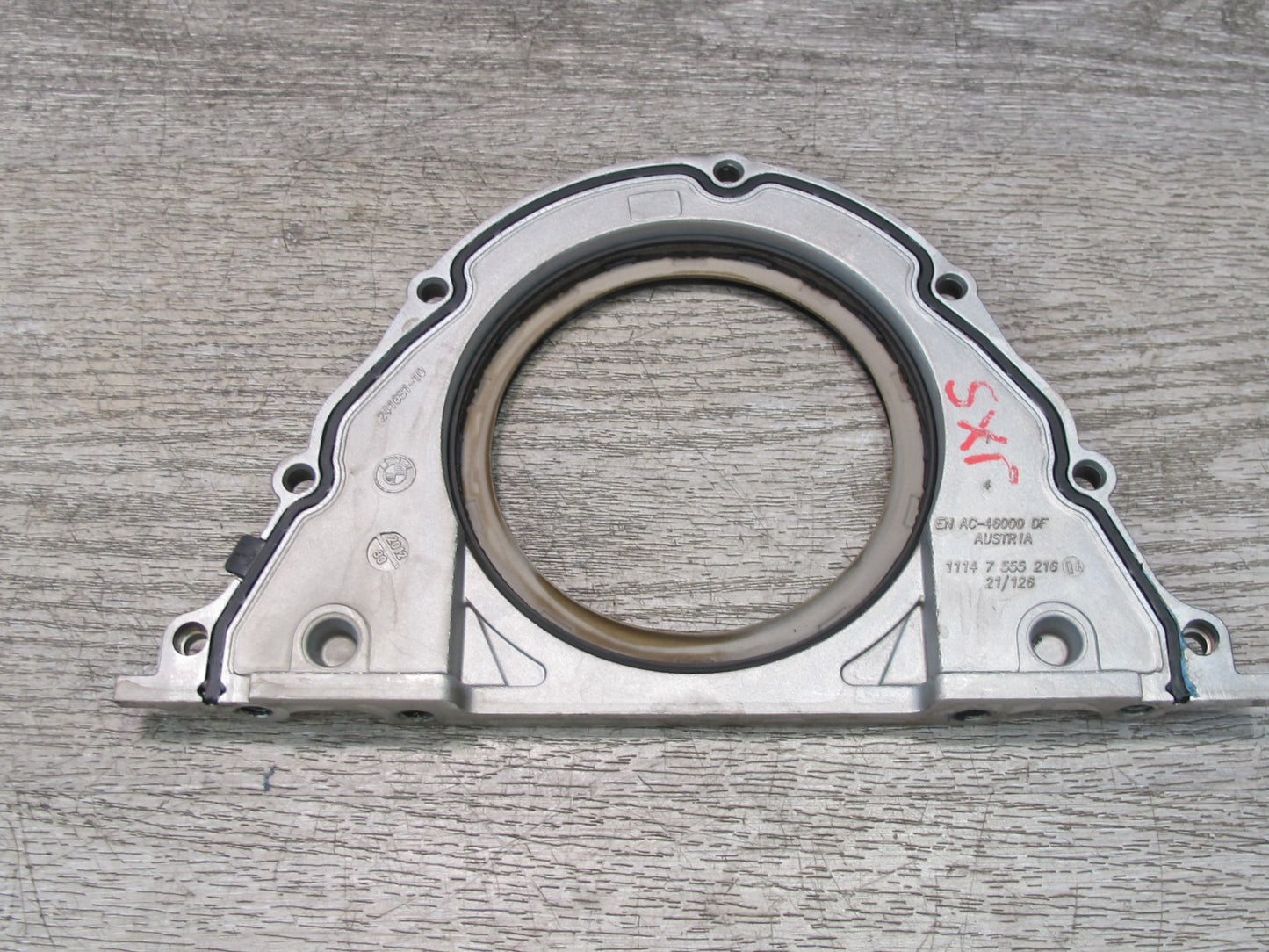 2010-2014 BMW E71 X6M S63 Engine Rear Crankshaft Cover Seal 7555216