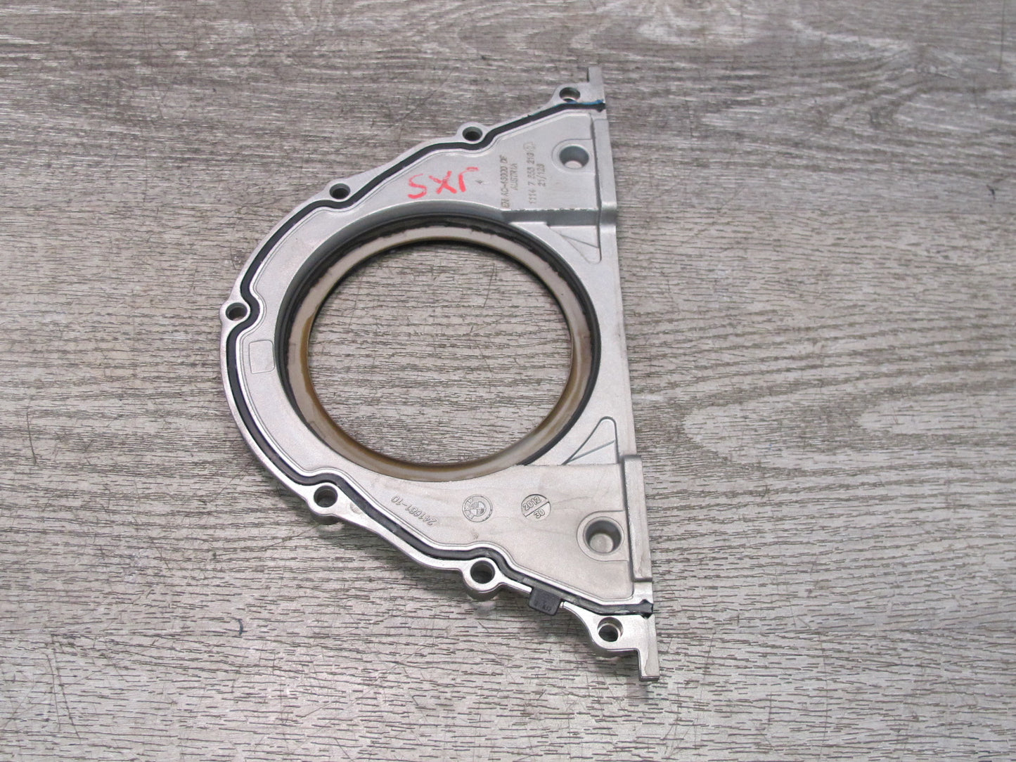 2010-2014 BMW E71 X6M S63 Engine Rear Crankshaft Cover Seal 7555216