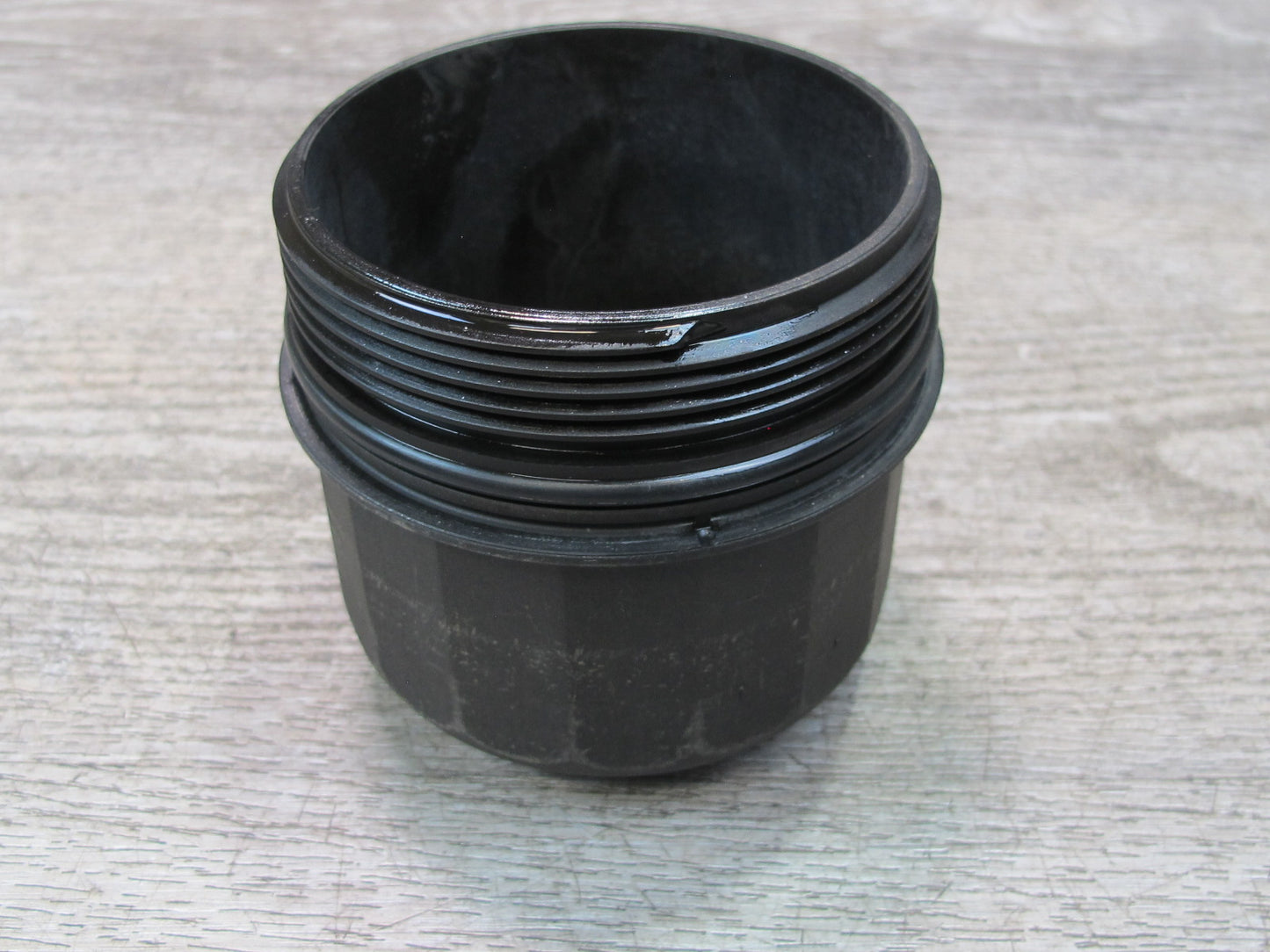 2010-2014 BMW E71 X6M S63 Engine Oil Filter Cover Holder