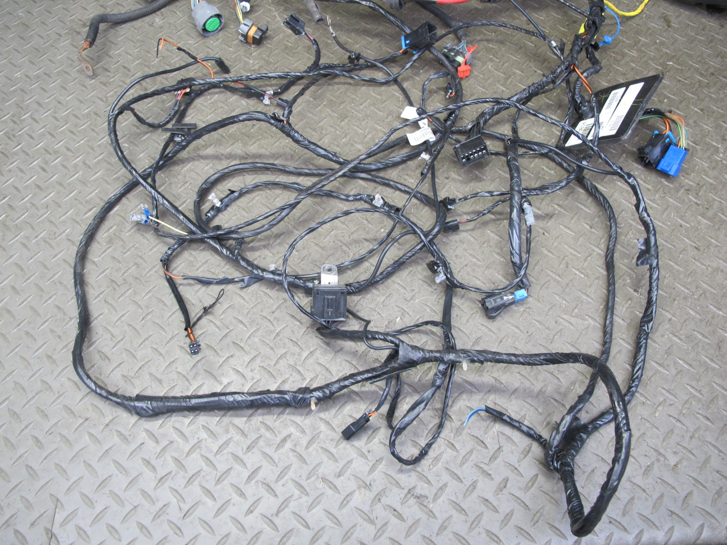 1998 Chevrolet Corvette C5 Hatch A/T Interior Wire Wiring Harness w Fuse Box OEM