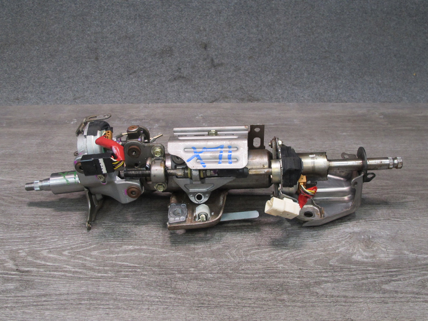 1998-2002 Lexus J100 LX470 Steering Column Assembly