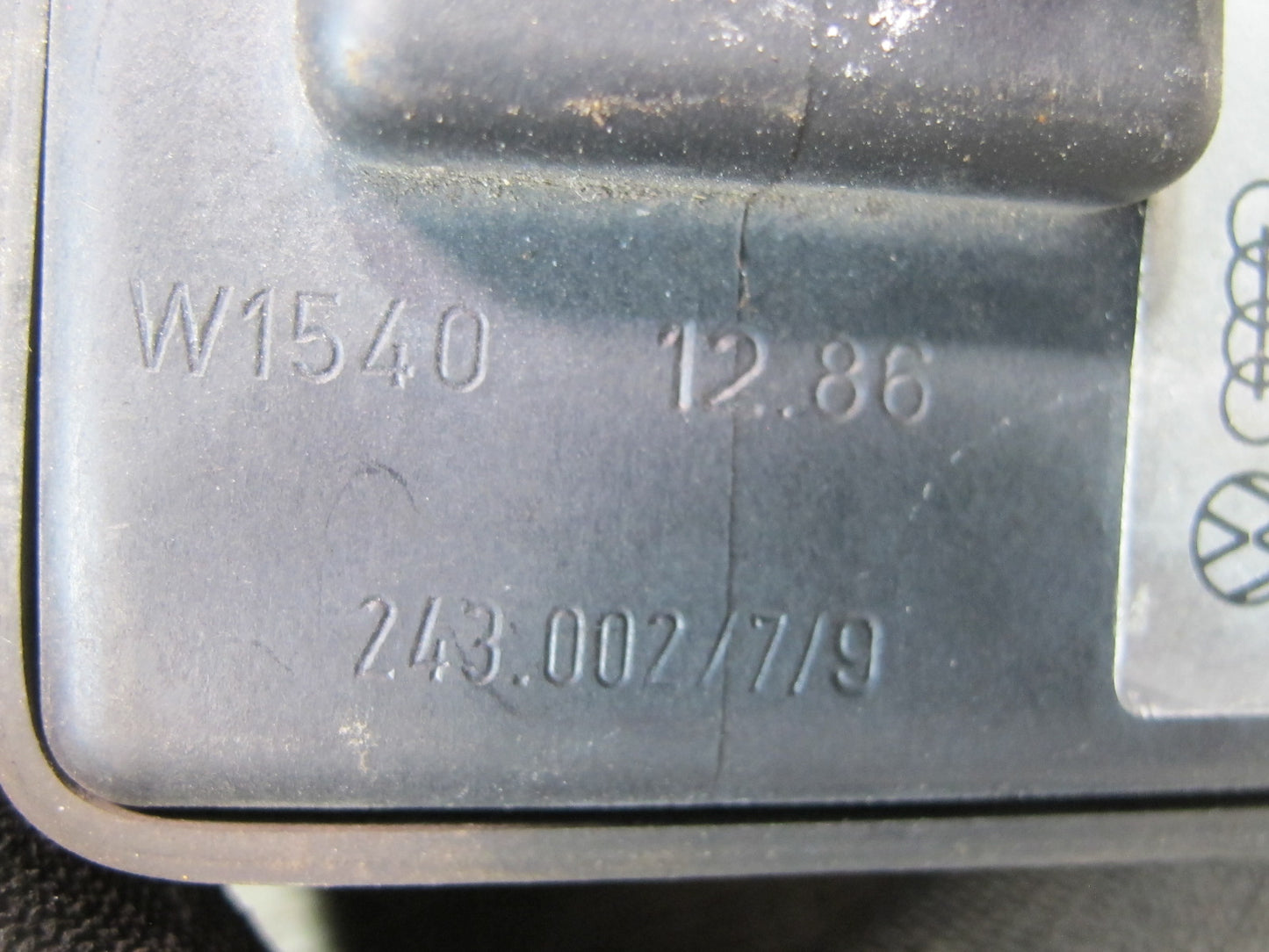 86-88 Volkswagen Scirocco MK2 VDO EGR Counter Exhaust Emissions 531957901C OEM