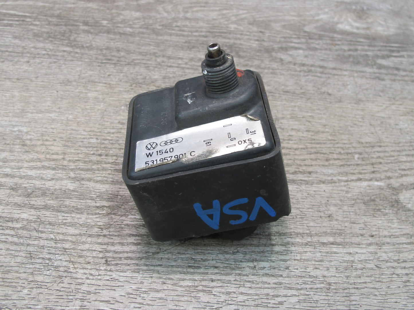 86-88 Volkswagen Scirocco MK2 VDO EGR Counter Exhaust Emissions 531957901C OEM