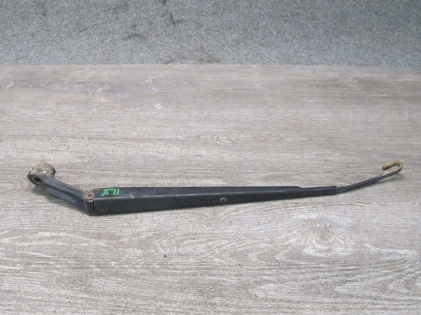 1999-2007 Lexus UZJ100L LX470 Front Left & Right Side Windshield Wiper Arm Set