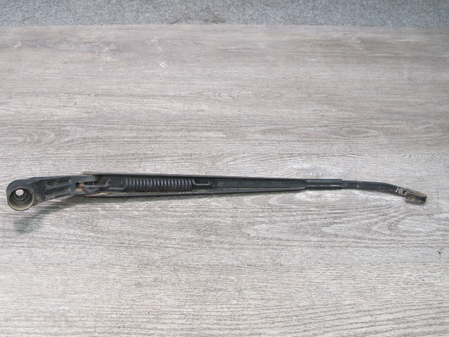 1999-2007 Lexus UZJ100L LX470 Front Left & Right Side Windshield Wiper Arm Set