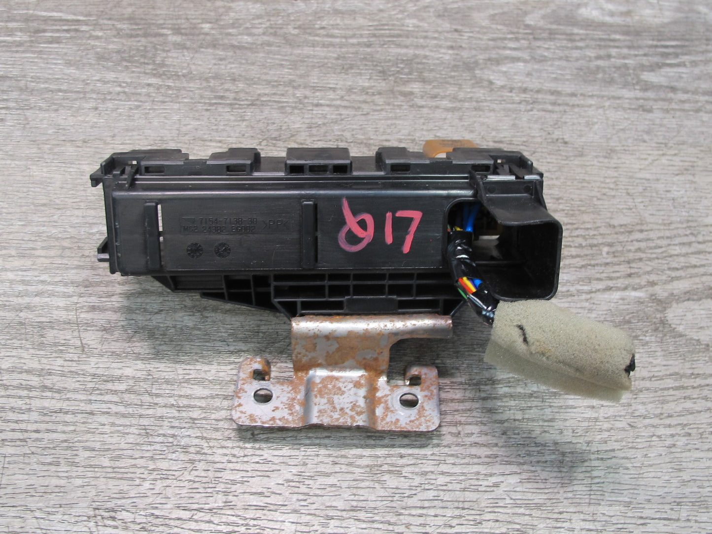 2014-2017 Infiniti QX60 2.5L Hybrid Fuse Relay Box Module 24382-EG002