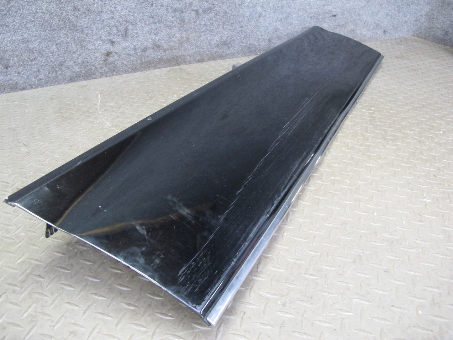 04-06 Lexus UCF30L LS430 Right Fender Door Exterior Trim Molding Panel Set OEM