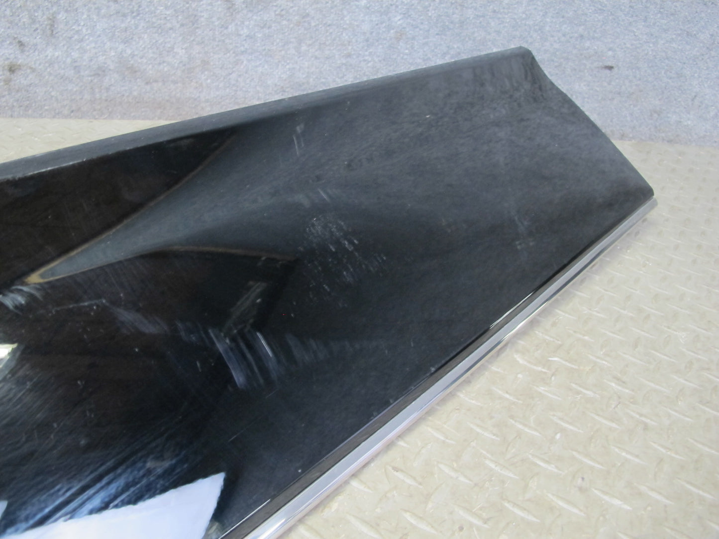 04-06 Lexus UCF30L LS430 Left Fender Door Exterior Trim Molding Panel Set OEM