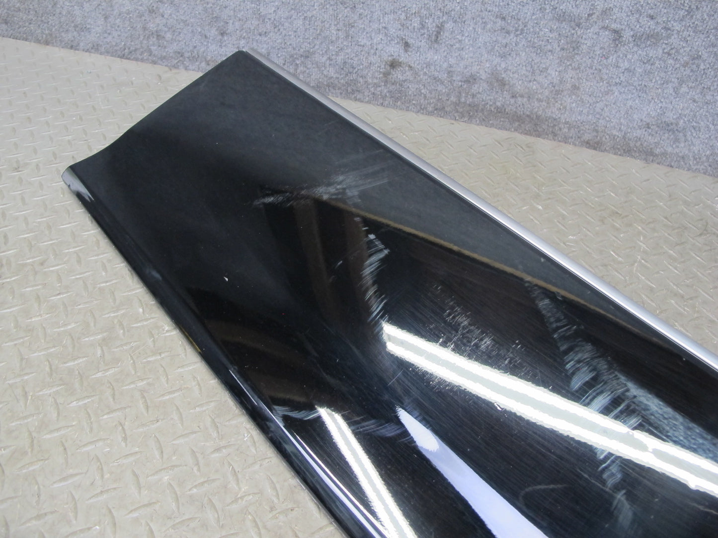 04-06 Lexus UCF30L LS430 Left Fender Door Exterior Trim Molding Panel Set OEM