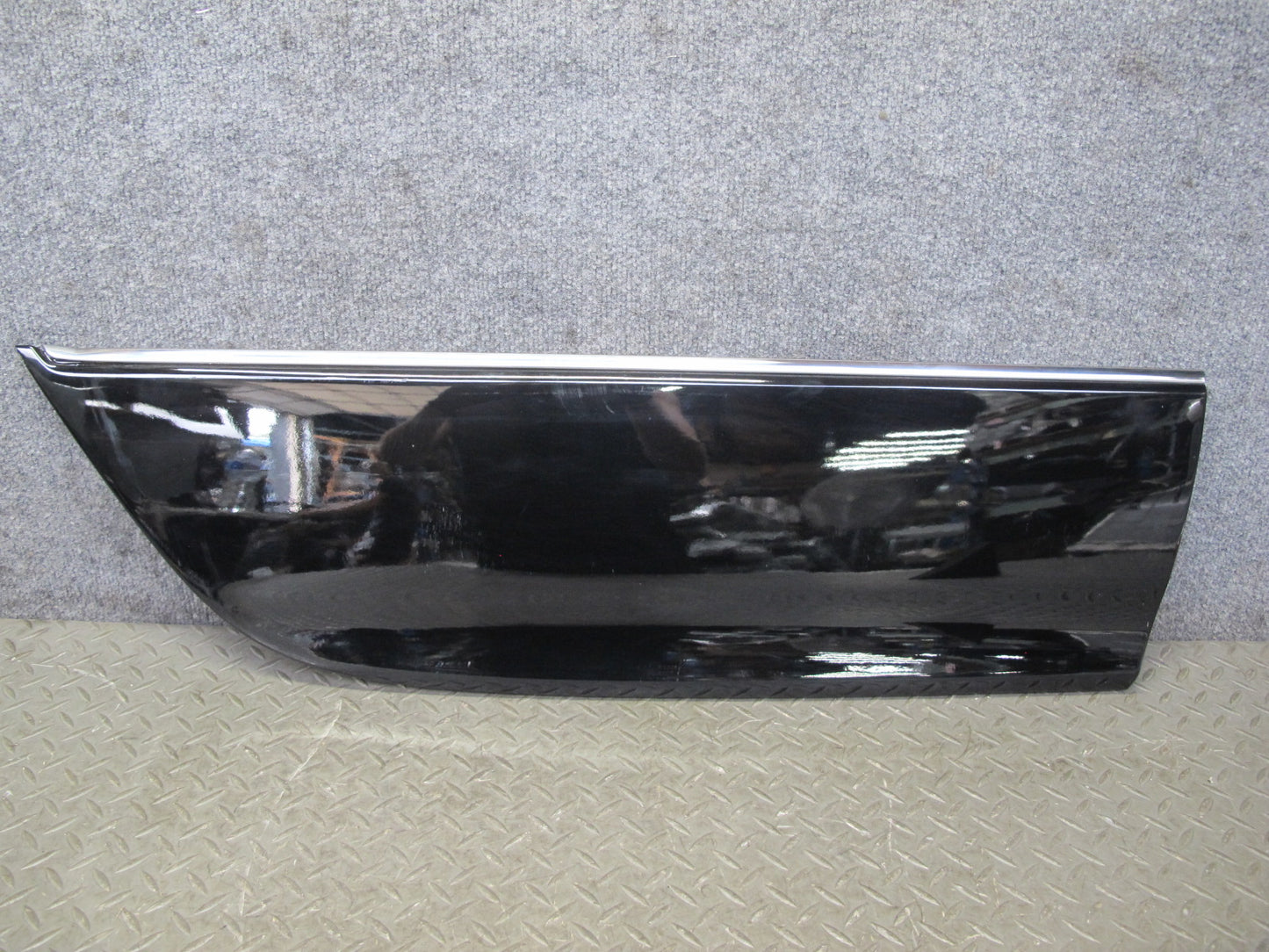 04-06 Lexus UCF30L LS430 Left Fender Door Exterior Trim Molding Panel Set OEM