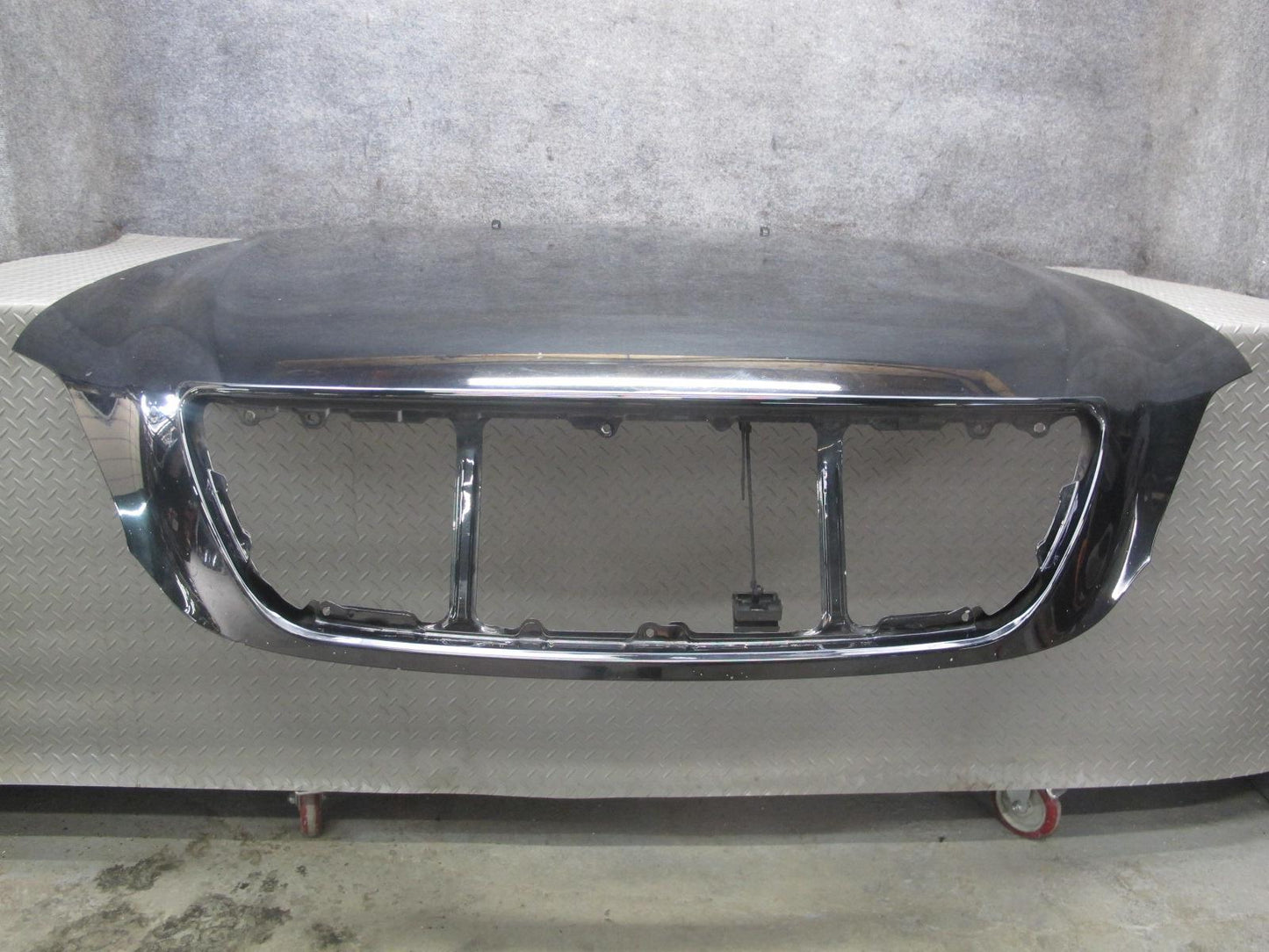04-06 Lexus UCF30L LS430 Front Hood Bonnet Shell Panel Black OEM
