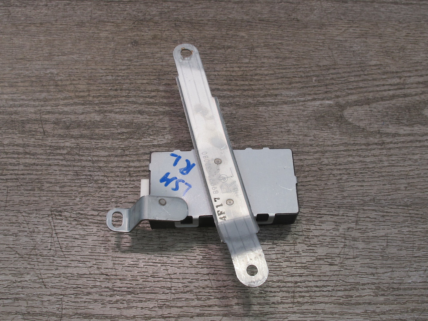 04-06 Lexus UCF30L LS430 Rear Left Door Smart KEY Receiver Oscillator OEM