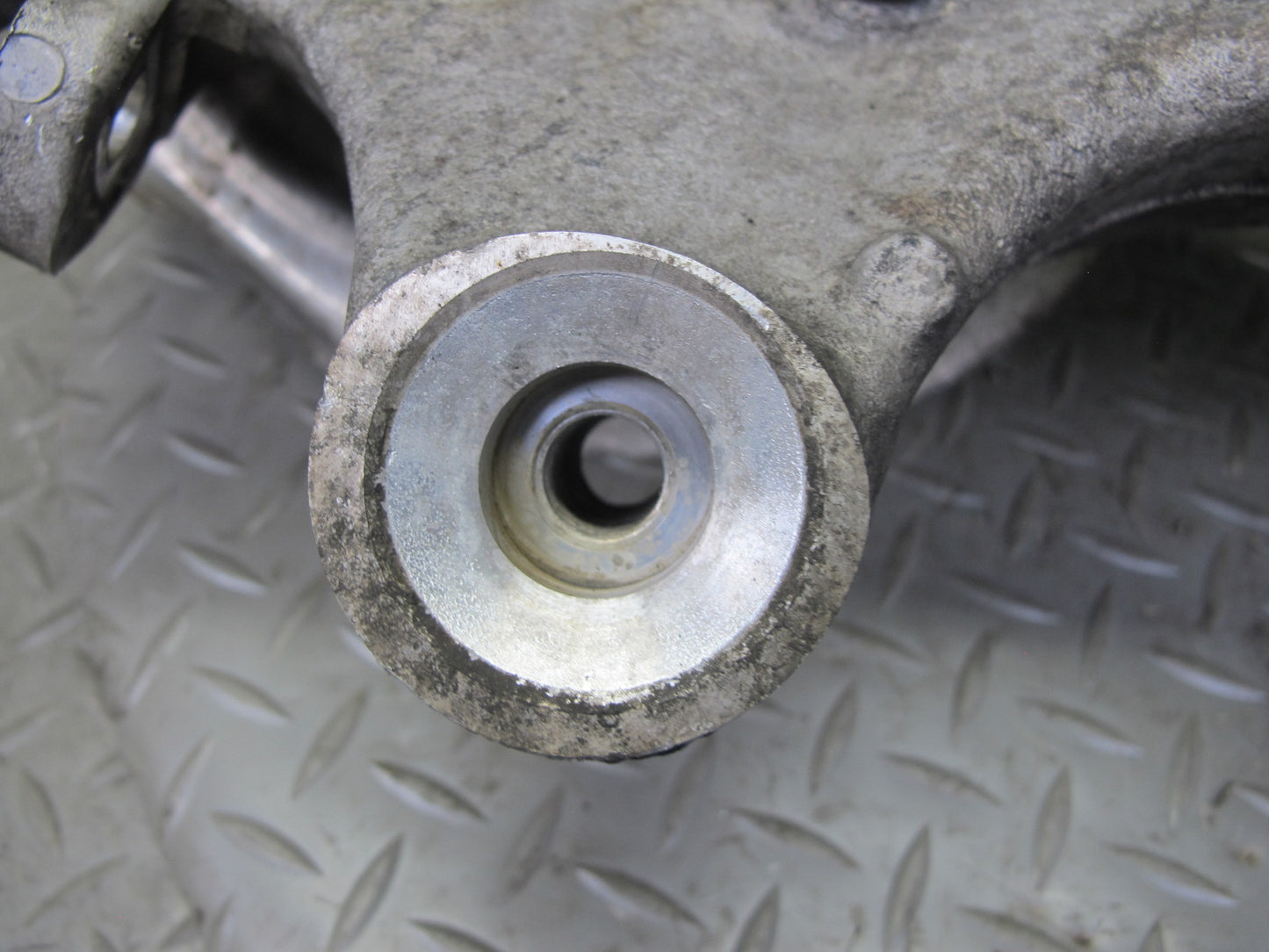 11-15 Mini Cooper R60 R61 AWD Rear Left Knuckle Wheel Hub Trailing Arm OEM