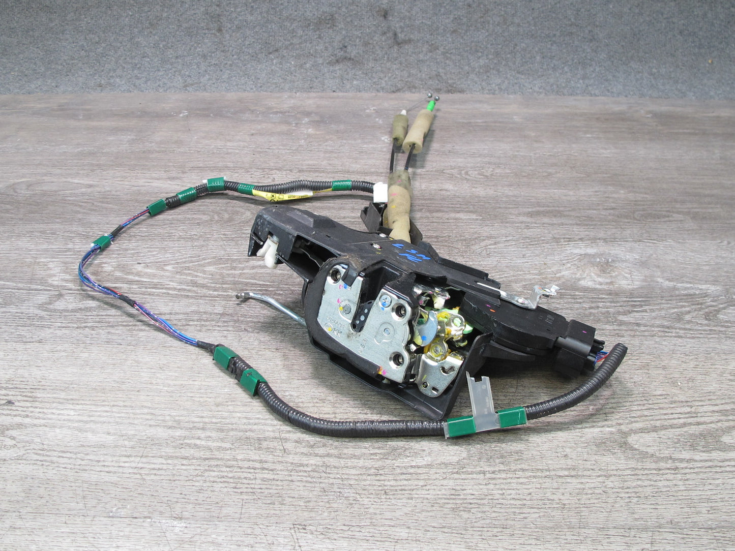 02-06 Lexus UCF30L LS430 Front Left Door Lock Latch Actuator NO Soft Close OEM